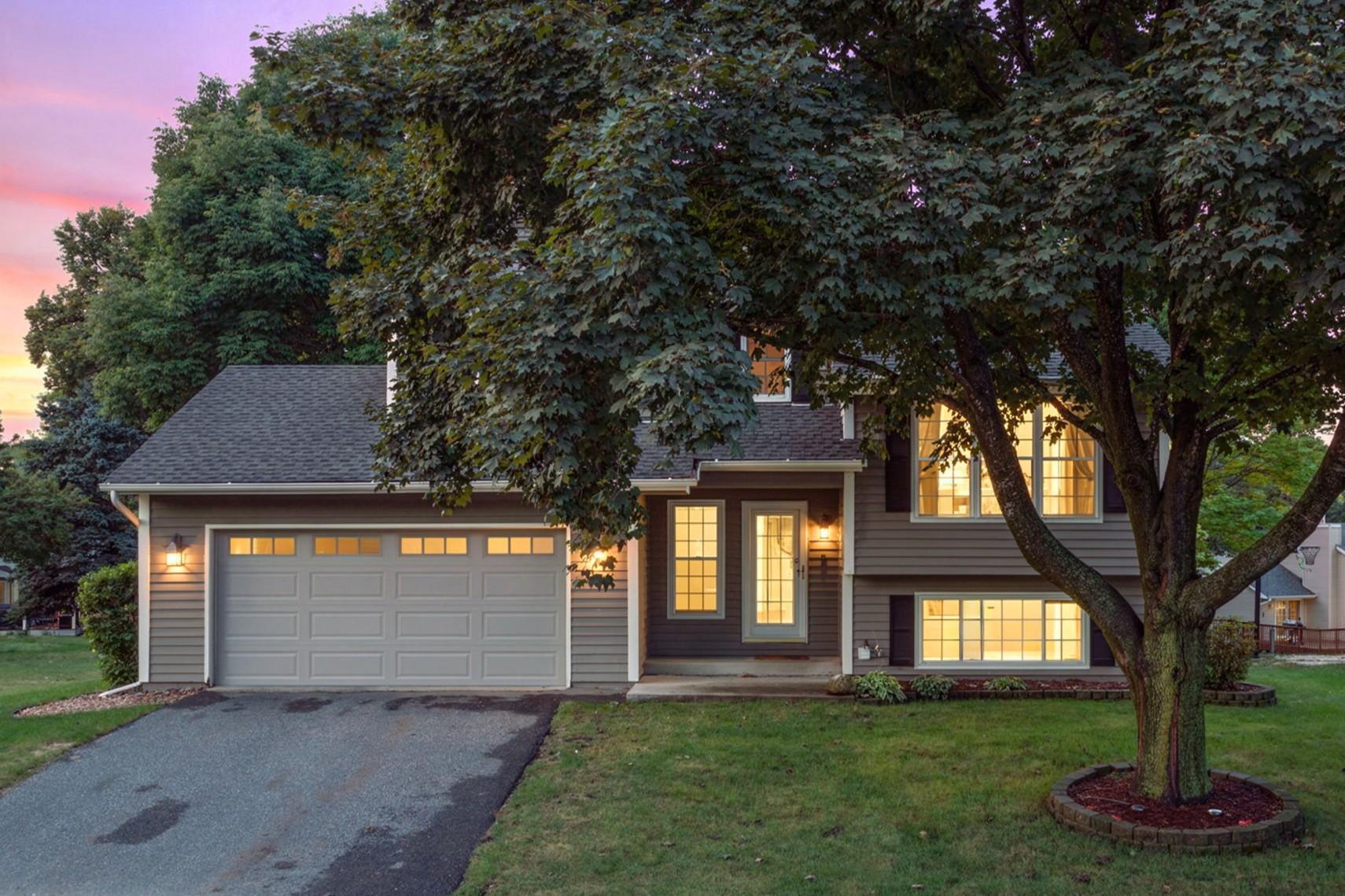 View of Single Family at 121 Fox Hollow Drive, Chanhassen - Mike Wilen | Minnesota Team Real Estate