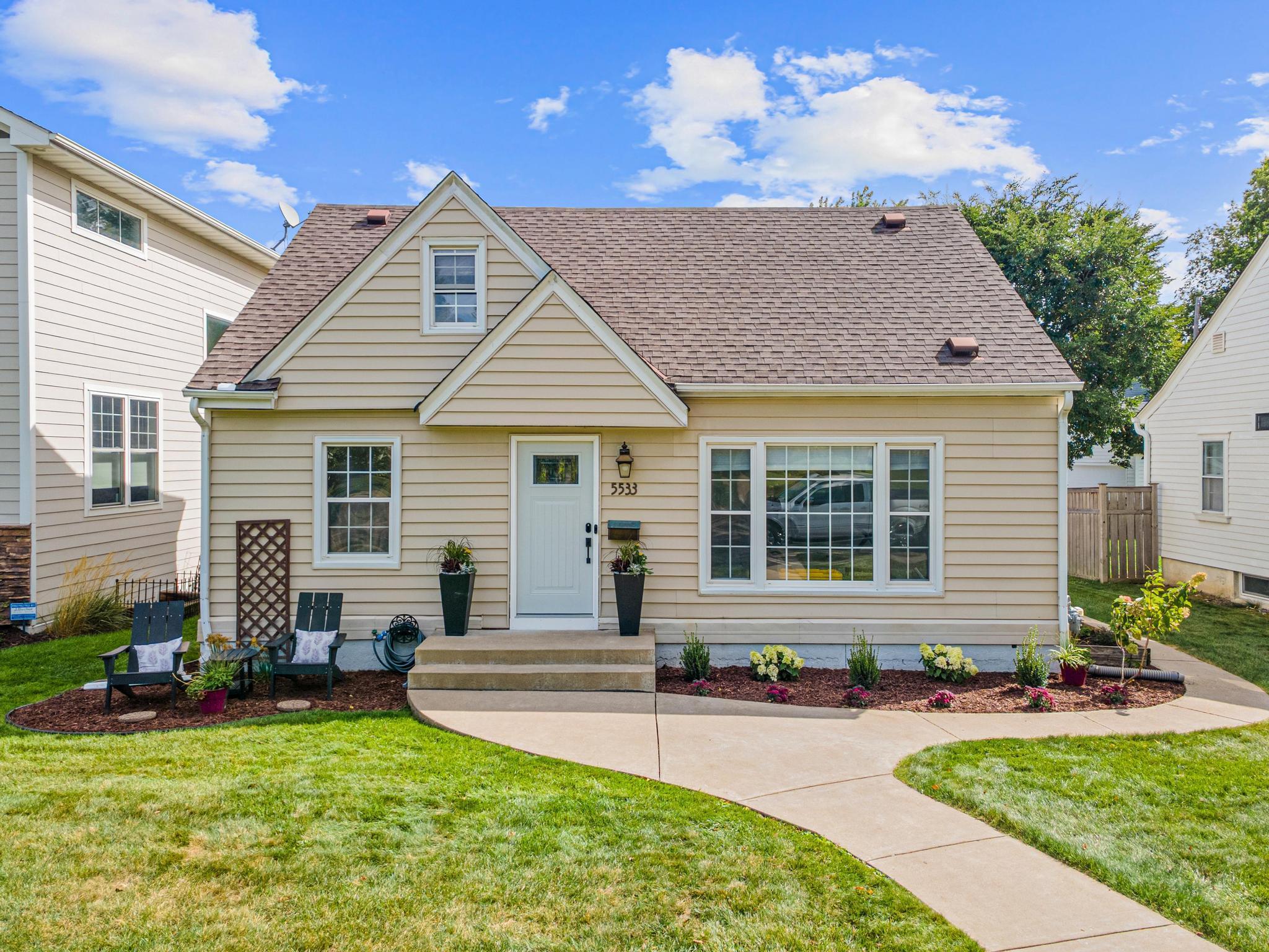 View of Single Family at 5533 Thomas Avenue, Minneapolis - Mike Wilen | Minnesota Team Real Estate