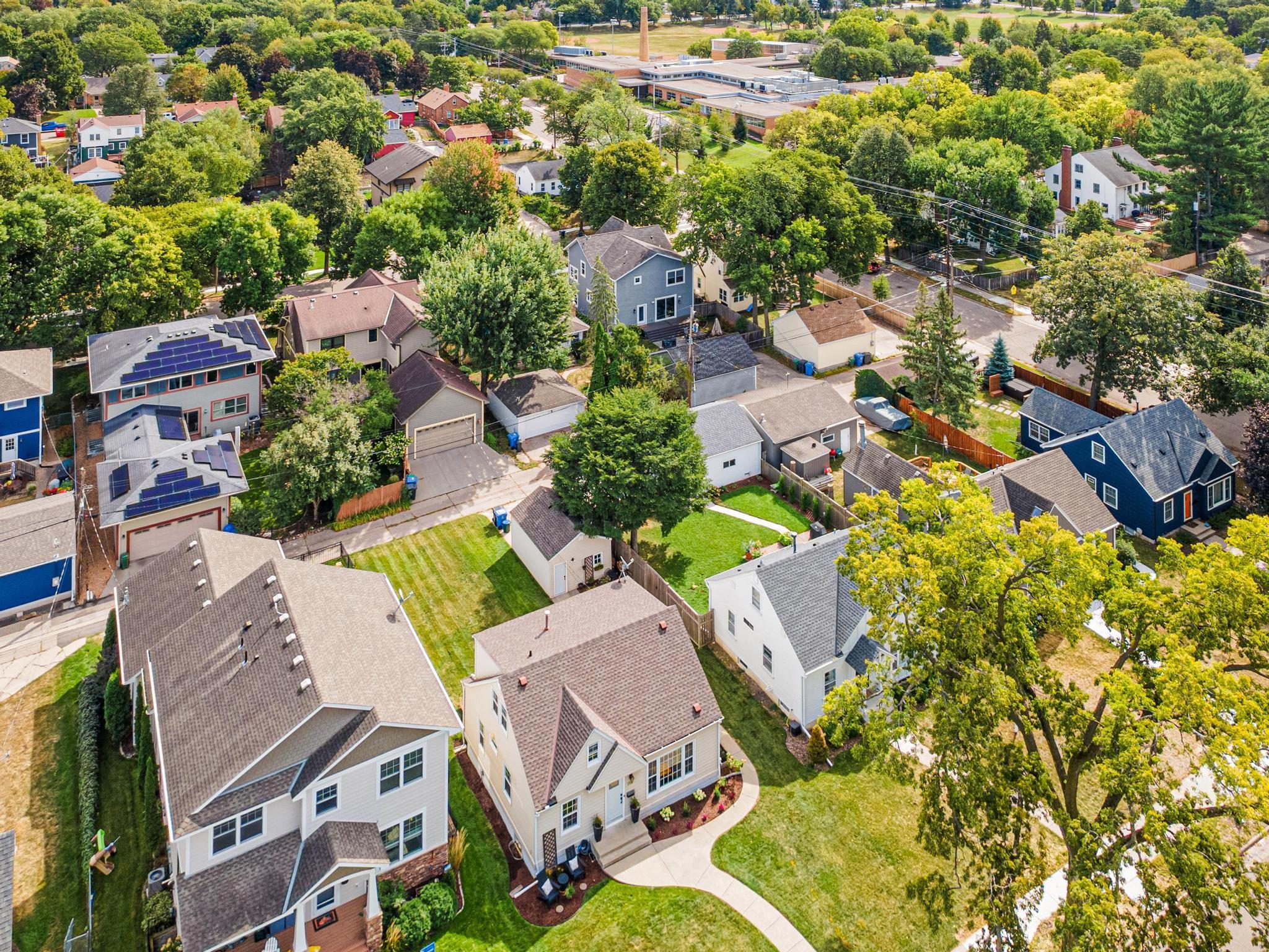 View of Residential at 5533 Thomas Avenue, Minneapolis MN 55410, Minneapolis (40 of 44) - Mike Wilen | Minnesota Team Real Estate