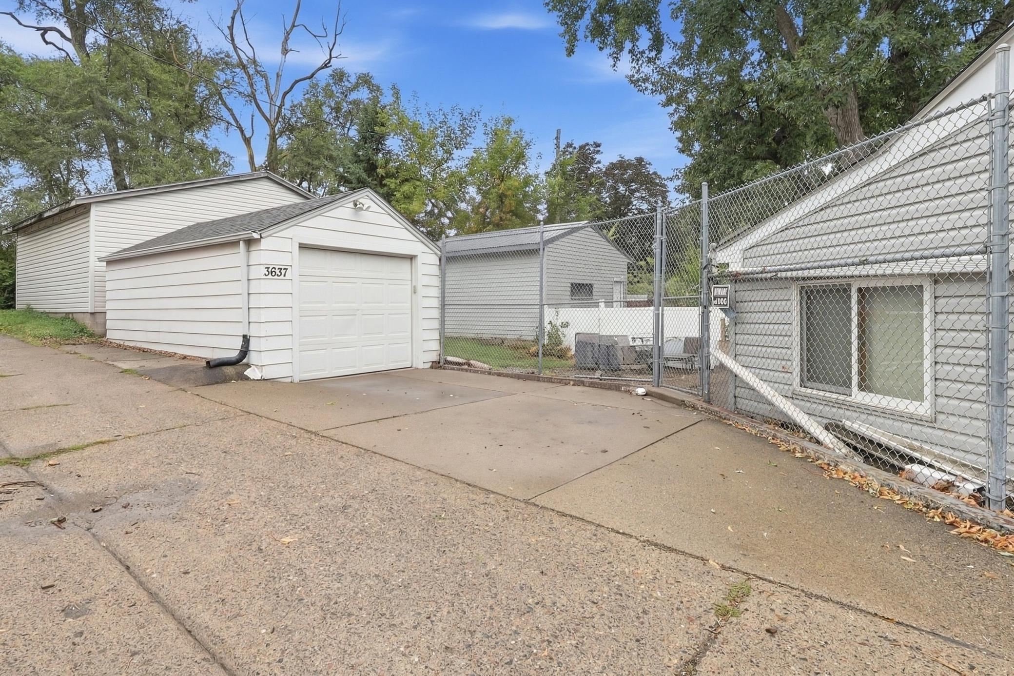 View of Residential at 3637 23rd Avenue, Minneapolis MN 55407, Minneapolis (42 of 49) - Mike Wilen | Minnesota Team Real Estate