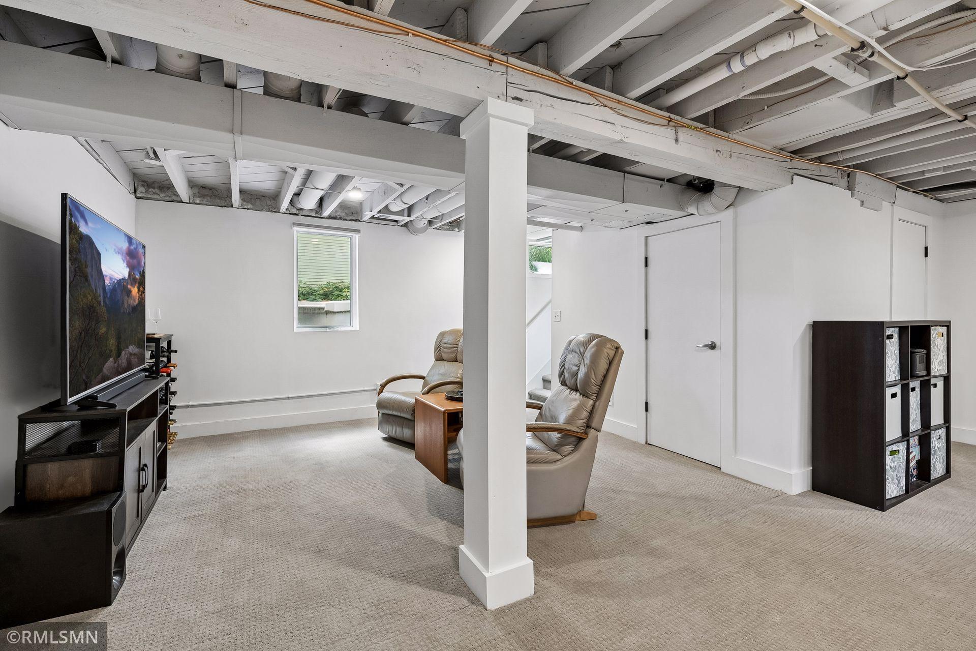 View of Residential at 4624 Xerxes Avenue, Minneapolis MN 55410, Minneapolis (34 of 46) - Mike Wilen | Minnesota Team Real Estate
