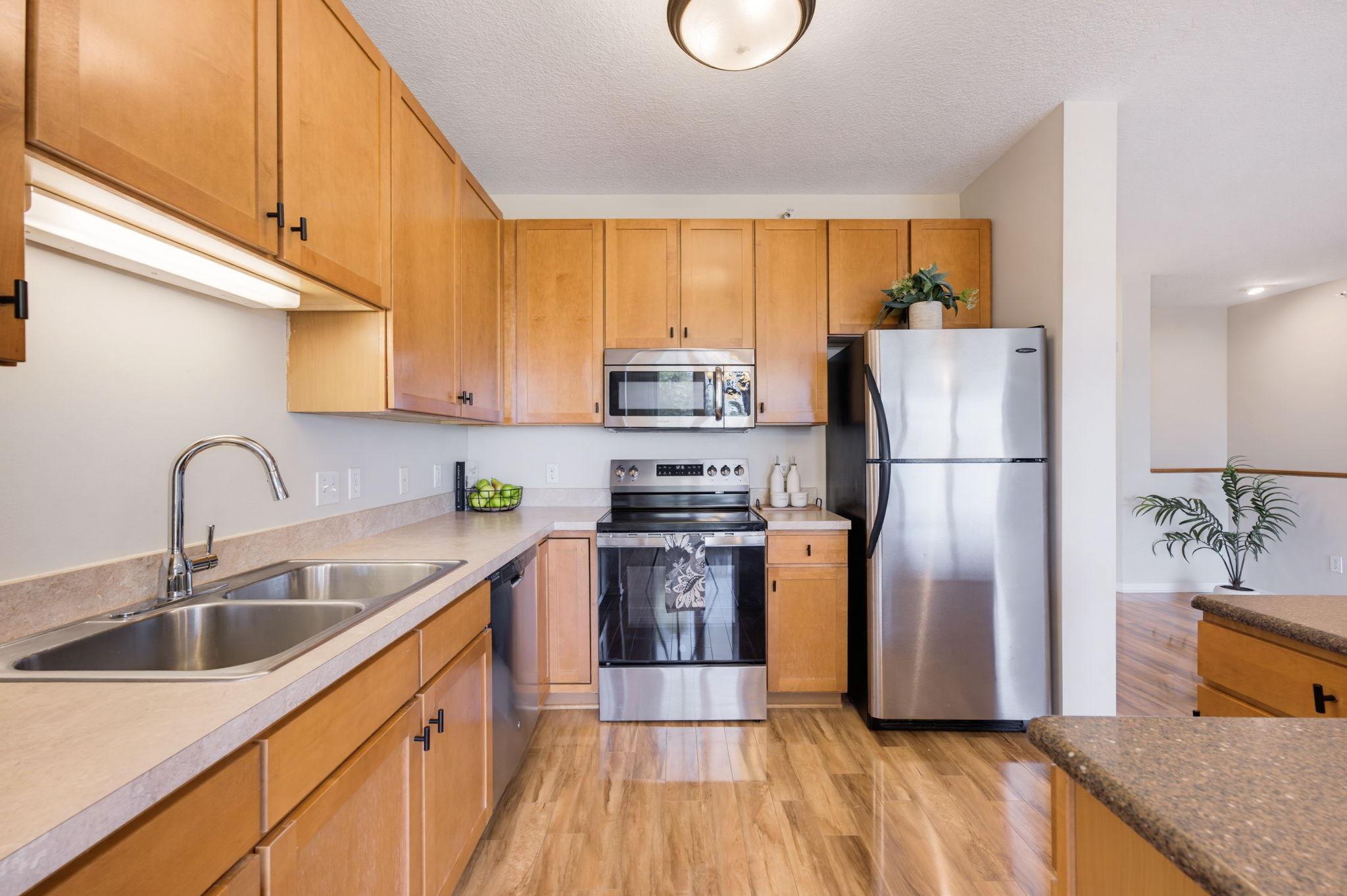 View of Residential at 1070 Grandview Court #304, Columbia Heights MN 55421, Columbia Heights (9 of 32) - Mike Wilen | Minnesota Team Real Estate