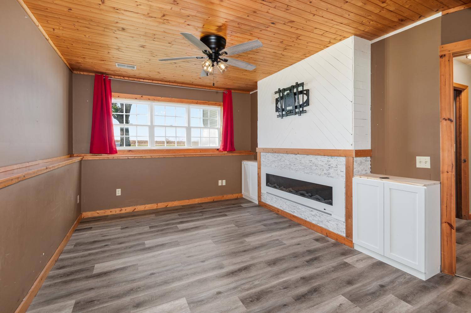 View of Residential at 7614 Labeaux Avenue, Otsego MN 55301, Otsego (17 of 28) - Mike Wilen | Minnesota Team Real Estate