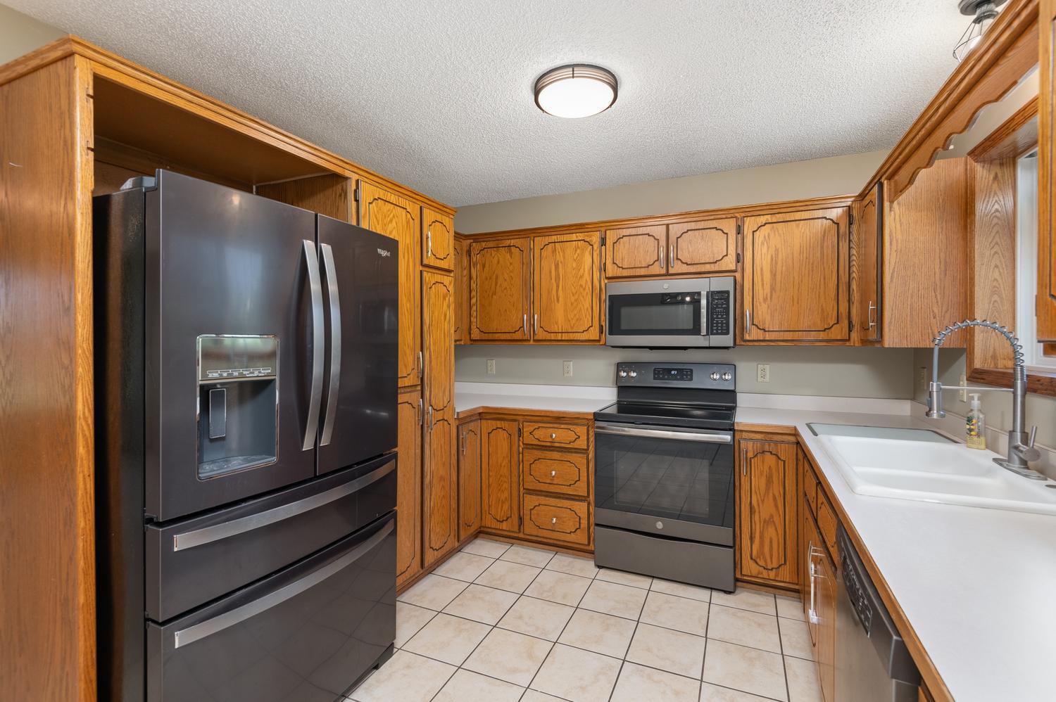 View of Residential at 7614 Labeaux Avenue, Otsego MN 55301, Otsego (10 of 28) - Mike Wilen | Minnesota Team Real Estate