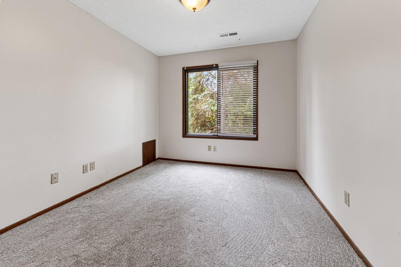 View of Residential at 3831 Heather Drive, Eagan MN 55122, Eagan (24 of 26) - Mike Wilen | Minnesota Team Real Estate