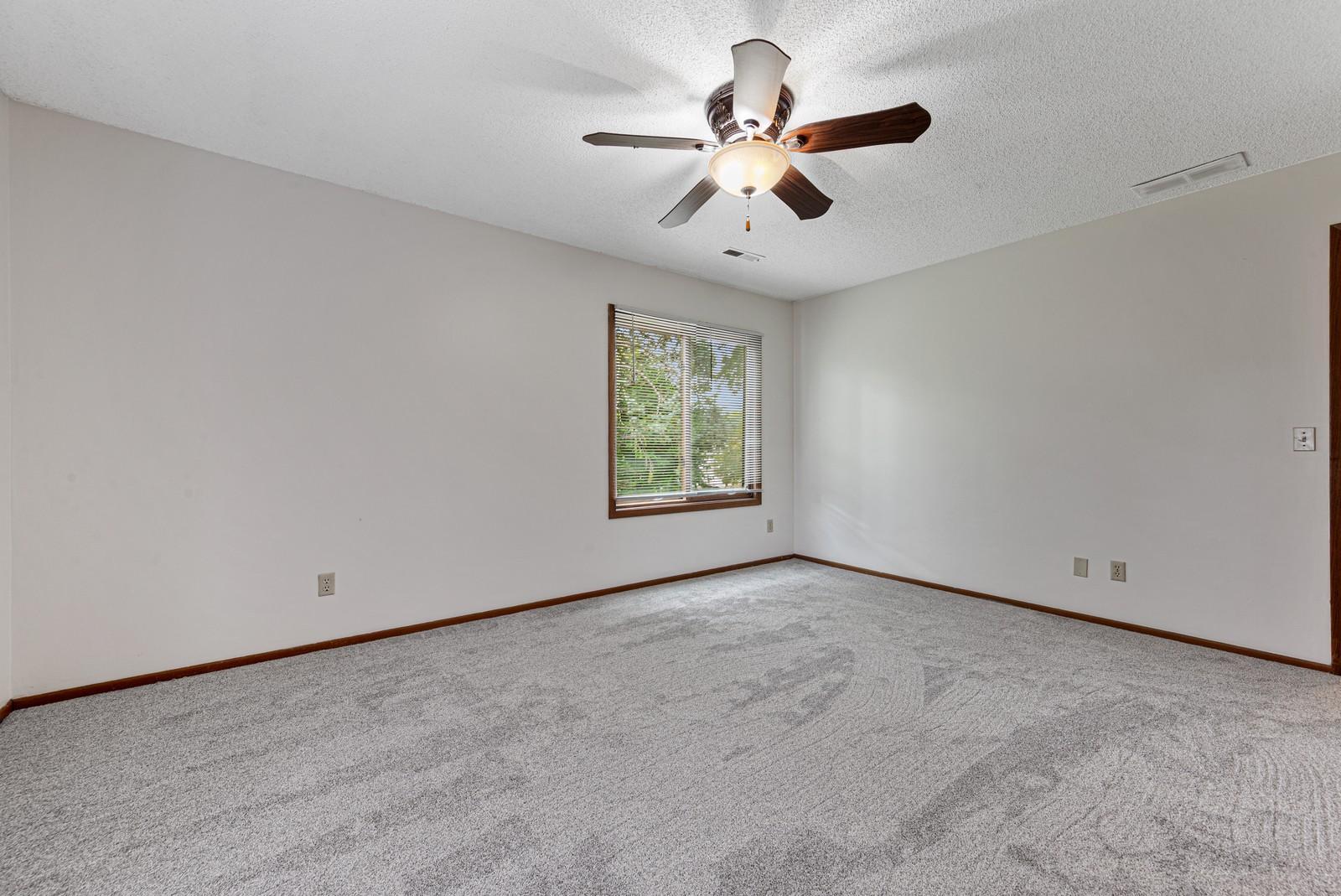 View of Residential at 3831 Heather Drive, Eagan MN 55122, Eagan (21 of 22) - Mike Wilen | Minnesota Team Real Estate
