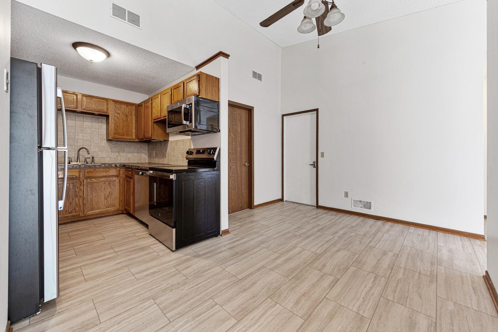 View of Residential at 3831 Heather Drive, Eagan MN 55122, Eagan (13 of 22) - Mike Wilen | Minnesota Team Real Estate