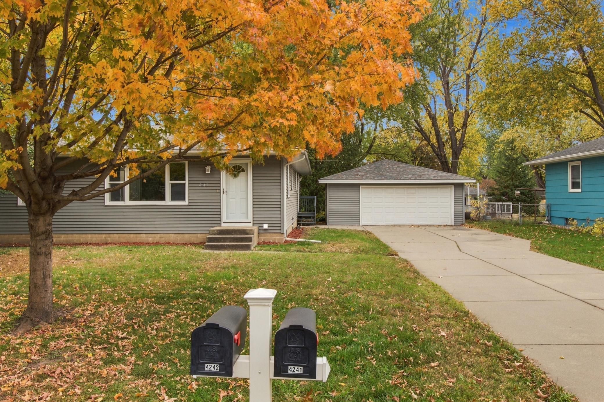 View of Residential at 4242 Limestone Drive, Eagan MN 55122, Eagan (27 of 68) - Mike Wilen | Minnesota Team Real Estate