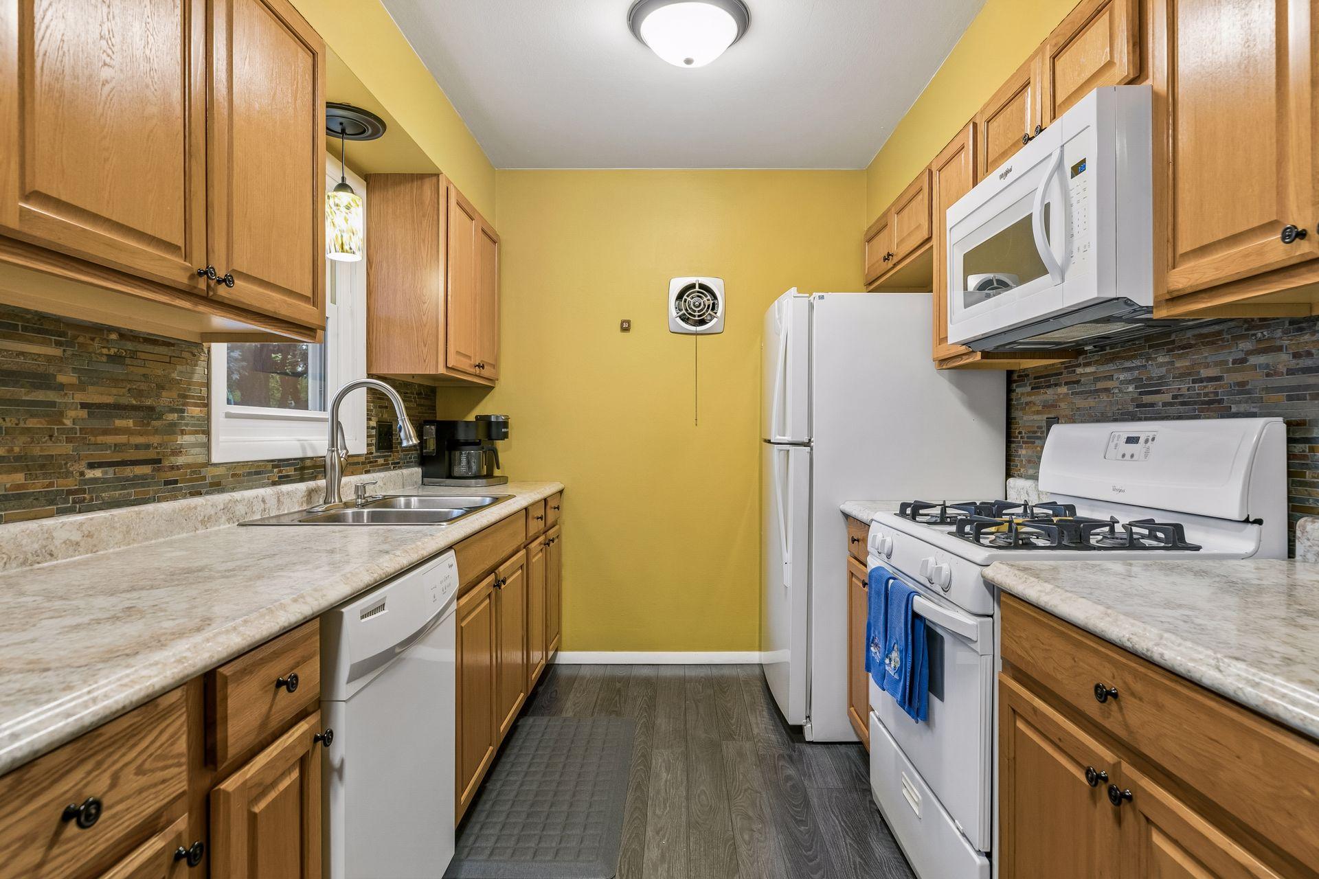 View of Residential at 744 22nd Avenue, South Saint Paul MN 55075, South Saint Paul (14 of 44) - Mike Wilen | Minnesota Team Real Estate