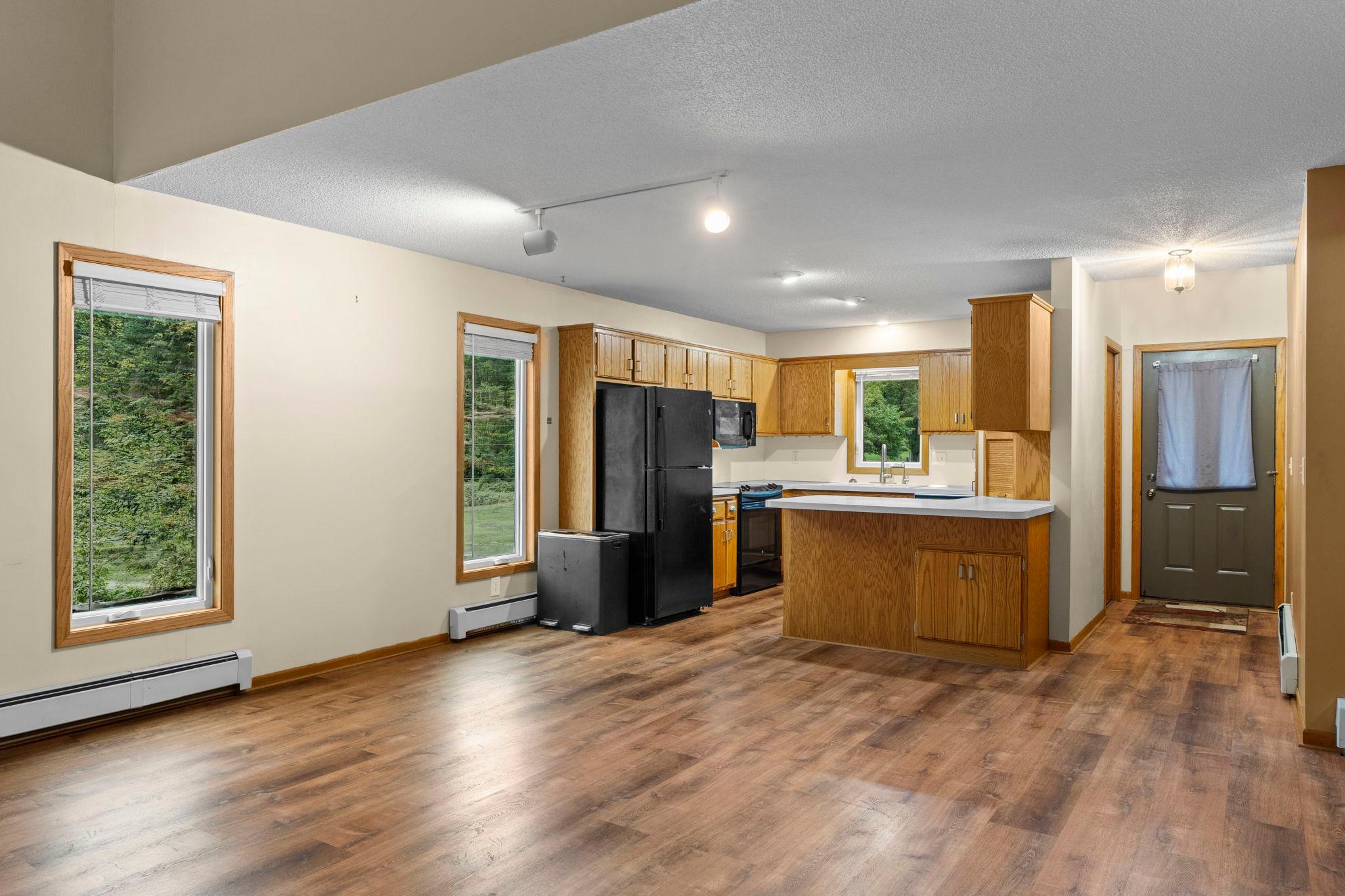 View of Residential at 8008 Mount Curve Boulevard, Brooklyn Park MN 55445, Brooklyn Park (6 of 63) - Mike Wilen | Minnesota Team Real Estate