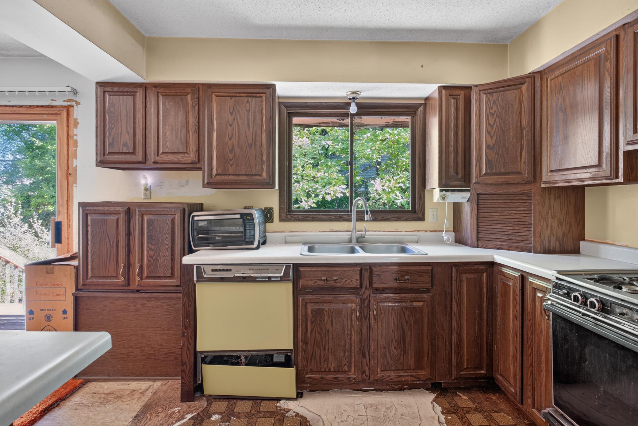 View of Residential at 3280 Donald Avenue, Eagan MN 55121, Eagan (4 of 14) - Mike Wilen | Minnesota Team Real Estate