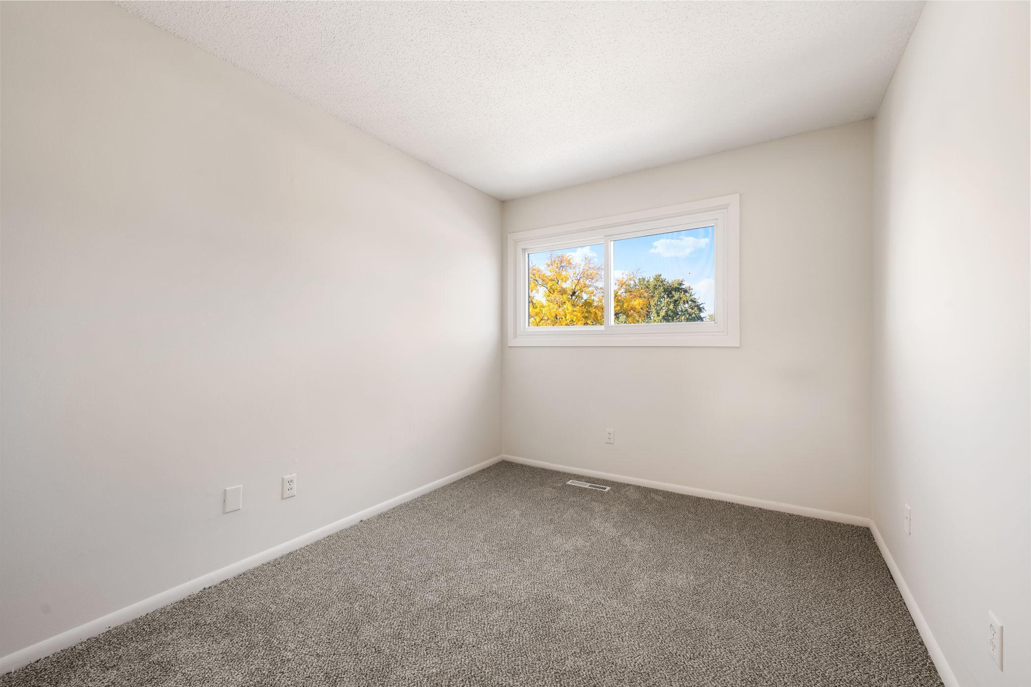 View of Residential at 10461 Dupont Road, Bloomington MN 55431, Bloomington (20 of 42) - Mike Wilen | Minnesota Team Real Estate