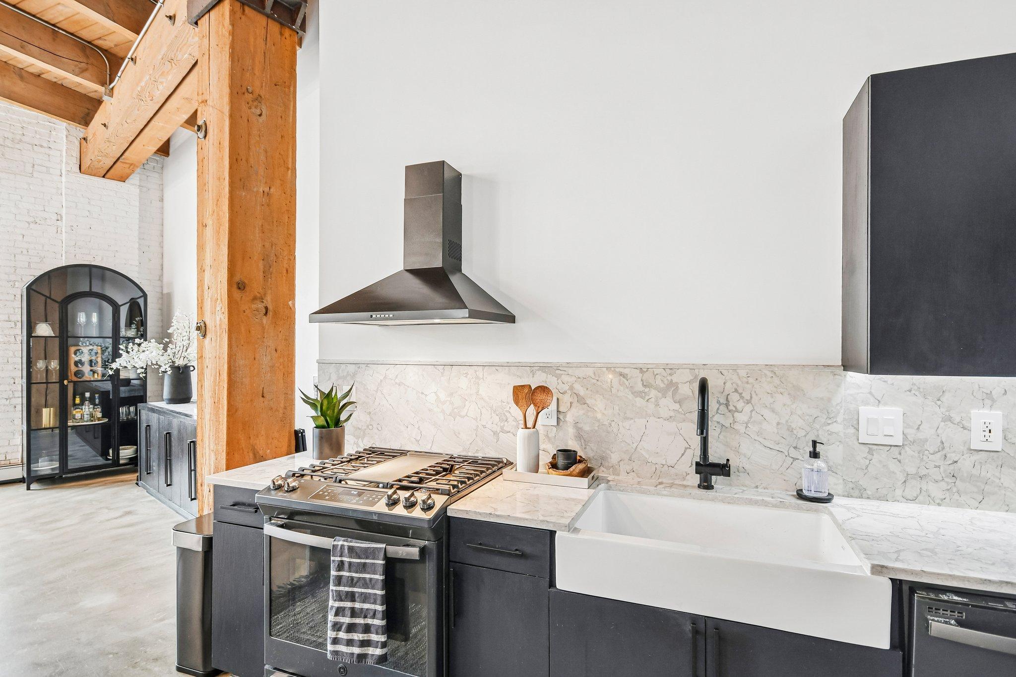 View of Residential at 404 Washington Avenue #202, Minneapolis MN 55401, Minneapolis (10 of 48) - Mike Wilen | Minnesota Team Real Estate