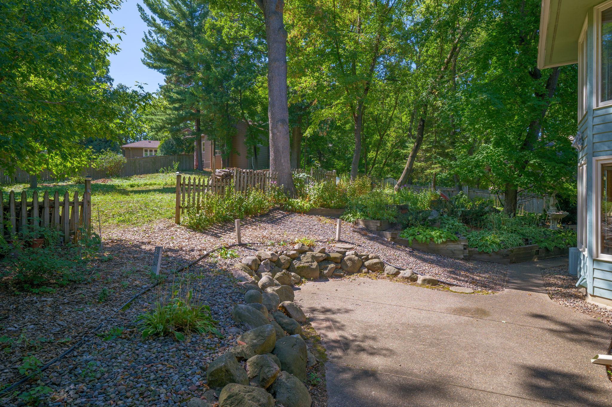 View of Residential at 4166 Heatherton Place, Minnetonka MN 55345, Minnetonka (81 of 96) - Mike Wilen | Minnesota Team Real Estate