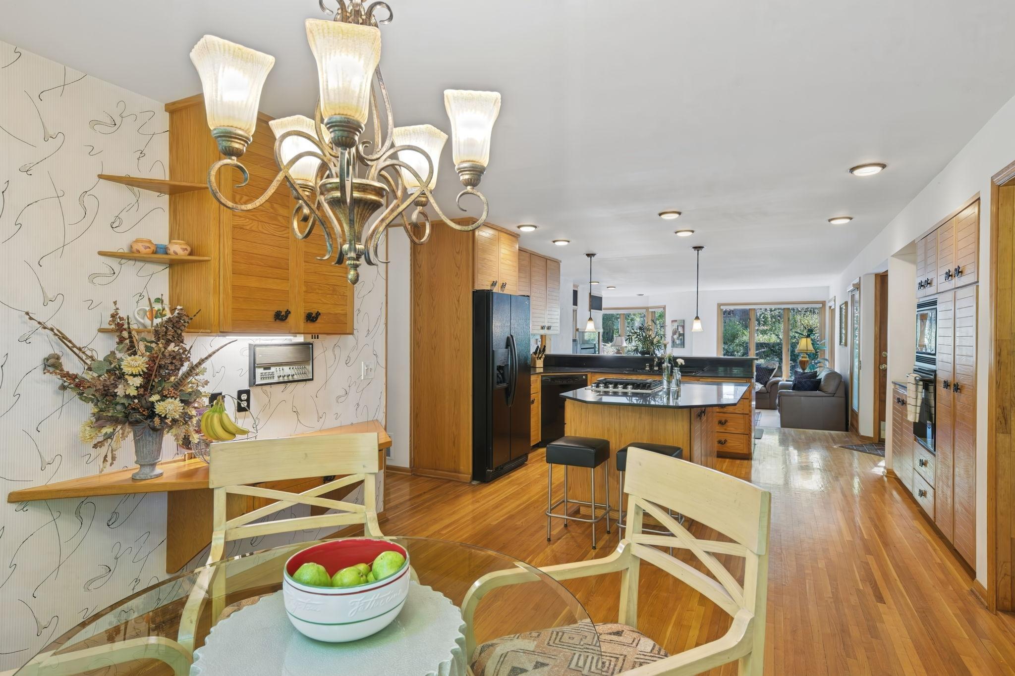 View of Residential at 4166 Heatherton Place, Minnetonka MN 55345, Minnetonka (25 of 96) - Mike Wilen | Minnesota Team Real Estate