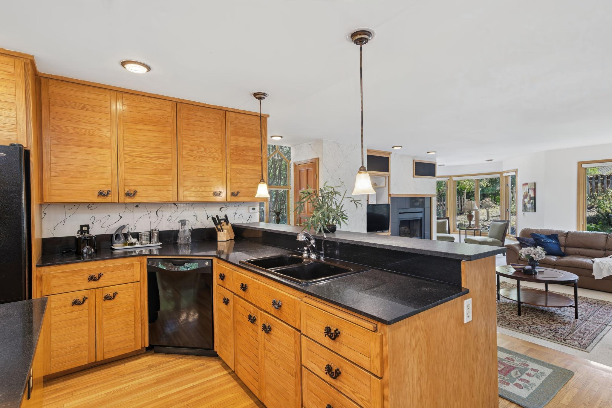View of Residential at 4166 Heatherton Place, Minnetonka MN 55345, Minnetonka (21 of 96) - Mike Wilen | Minnesota Team Real Estate