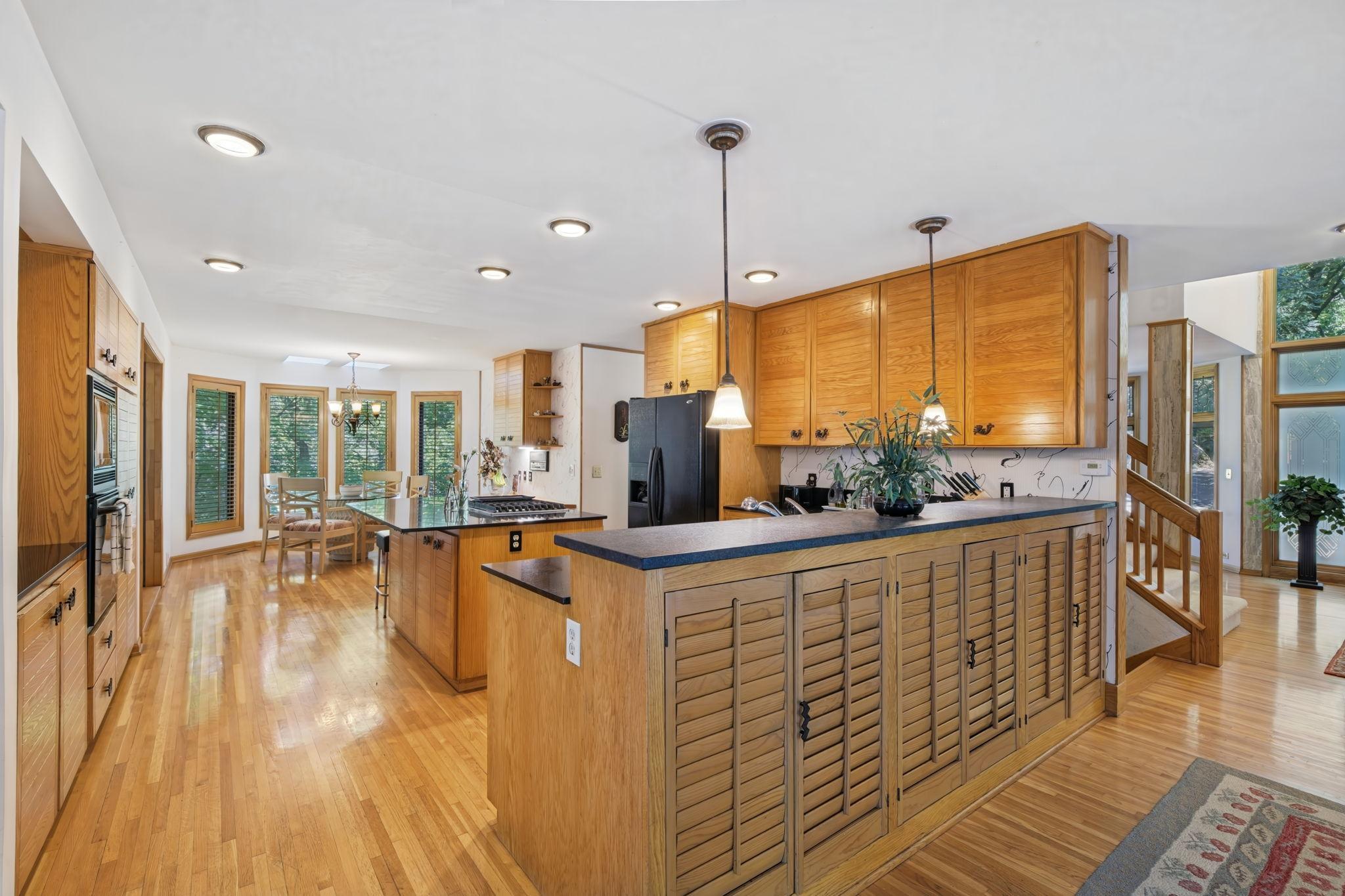 View of Residential at 4166 Heatherton Place, Minnetonka MN 55345, Minnetonka (19 of 96) - Mike Wilen | Minnesota Team Real Estate
