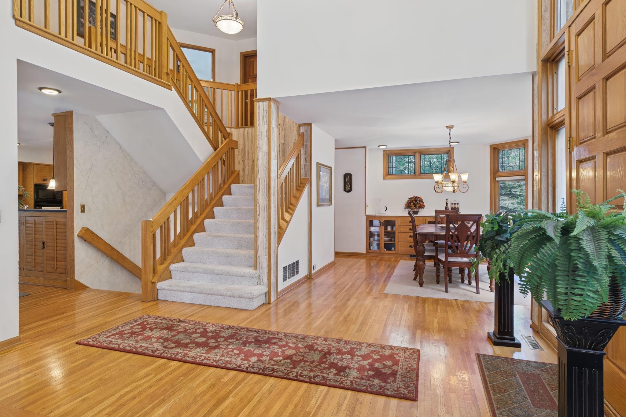 View of Residential at 4166 Heatherton Place, Minnetonka MN 55345, Minnetonka (8 of 96) - Mike Wilen | Minnesota Team Real Estate