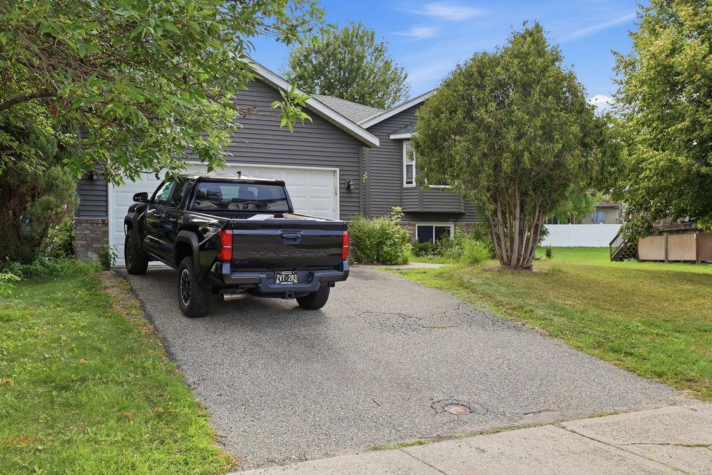 View of Single Family at 17373 Glencoe Avenue, Lakeville - Mike Wilen | Minnesota Team Real Estate