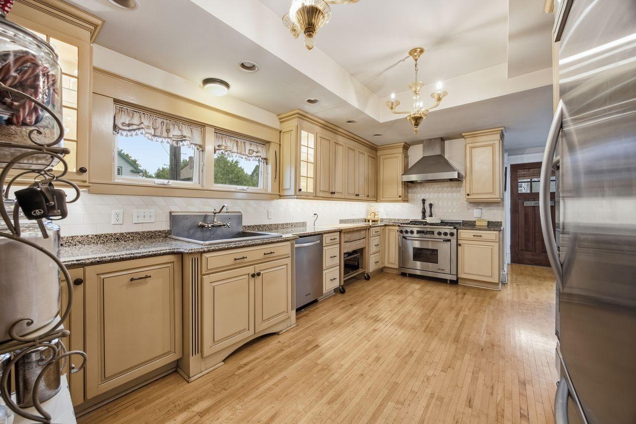 View of Residential at 3501 10th Avenue, Minneapolis MN 55407, Minneapolis (12 of 29) - Mike Wilen | Minnesota Team Real Estate