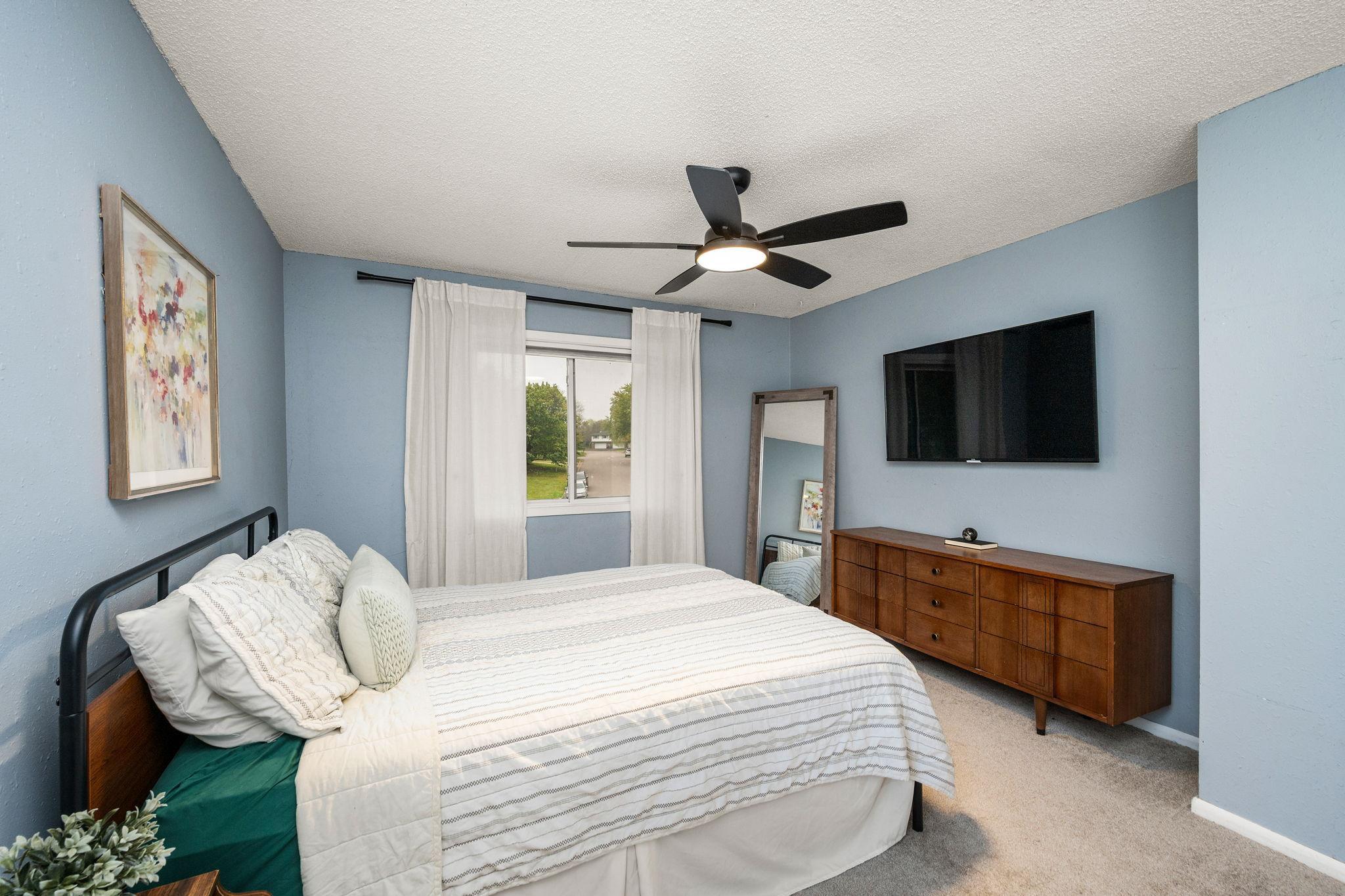 View of Residential at 9787 Cavell Circle, Bloomington MN 55438, Bloomington (11 of 23) - Mike Wilen | Minnesota Team Real Estate