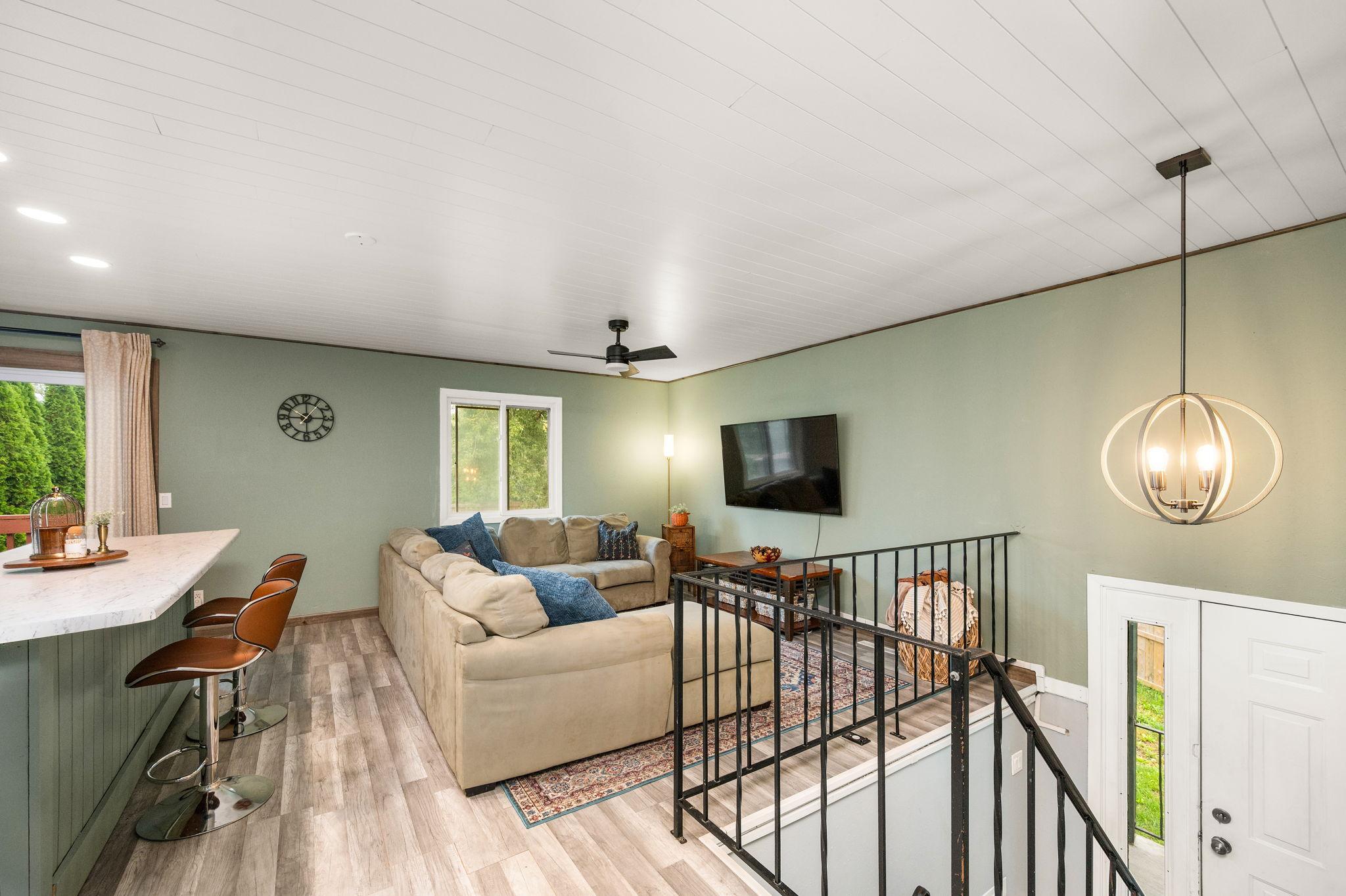 View of Residential at 9787 Cavell Circle, Bloomington MN 55438, Bloomington (7 of 23) - Mike Wilen | Minnesota Team Real Estate