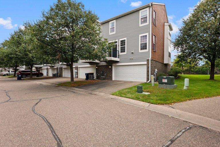 View of Residential at 15826 Frisian Lane, Apple Valley MN 55124, Apple Valley (45 of 46) - Mike Wilen | Minnesota Team Real Estate