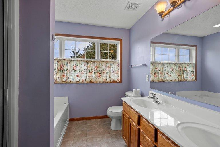 View of Residential at 15826 Frisian Lane, Apple Valley MN 55124, Apple Valley (42 of 46) - Mike Wilen | Minnesota Team Real Estate