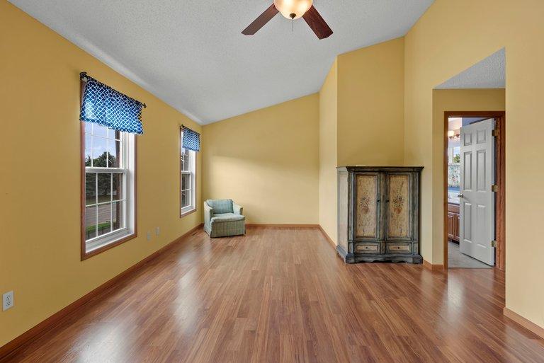 View of Residential at 15826 Frisian Lane, Apple Valley MN 55124, Apple Valley (40 of 46) - Mike Wilen | Minnesota Team Real Estate