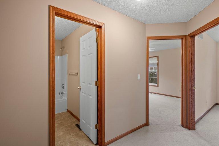 View of Residential at 15826 Frisian Lane, Apple Valley MN 55124, Apple Valley (32 of 46) - Mike Wilen | Minnesota Team Real Estate