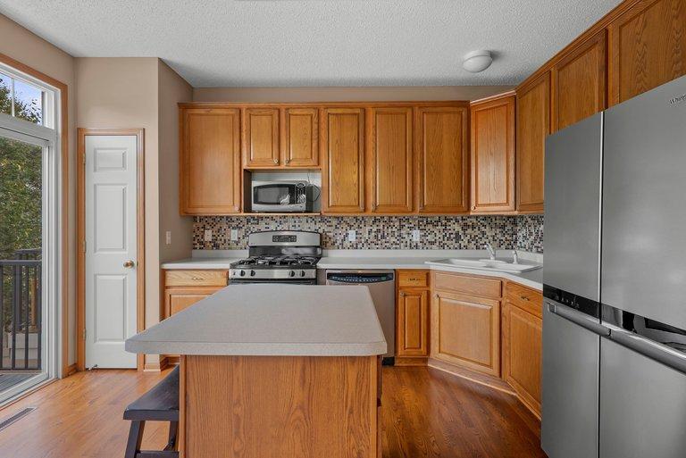 View of Residential at 15826 Frisian Lane, Apple Valley MN 55124, Apple Valley (41 of 46) - Mike Wilen | Minnesota Team Real Estate