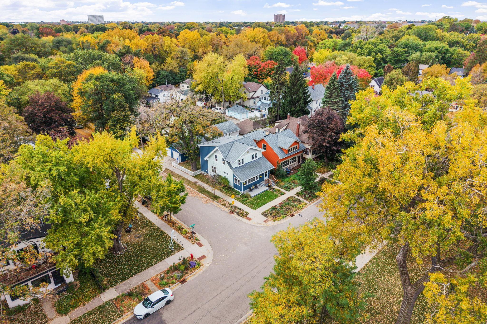 View of Residential at 958 Como Avenue, Saint Paul MN 55103, Saint Paul (5 of 45) - Mike Wilen | Minnesota Team Real Estate