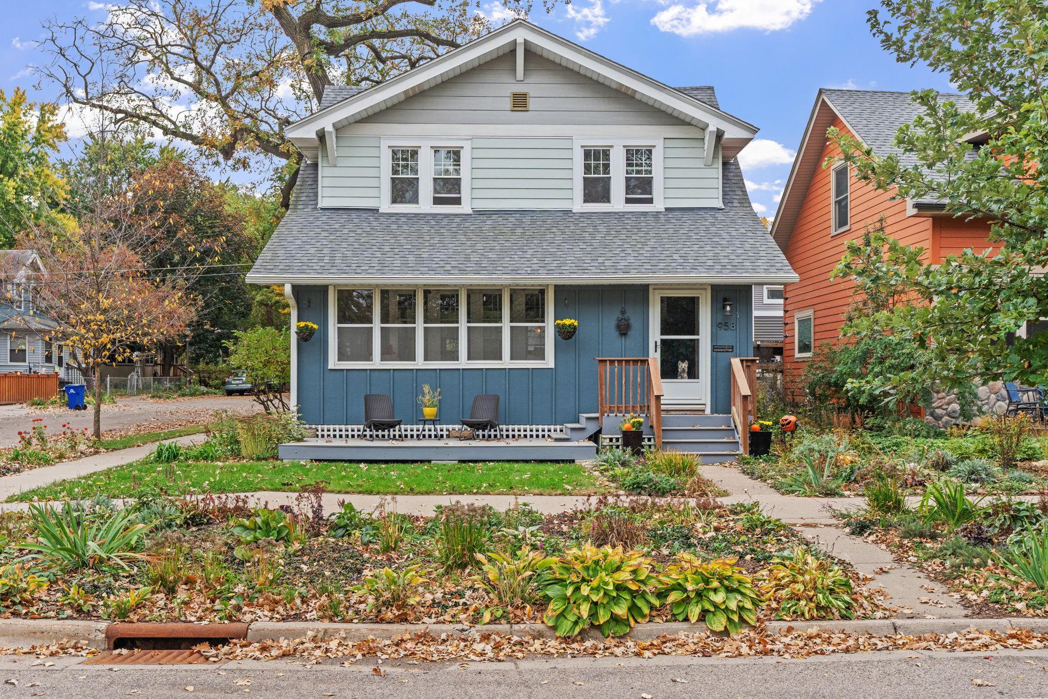 View of Single Family at 958 Como Avenue, Saint Paul - Mike Wilen | Minnesota Team Real Estate