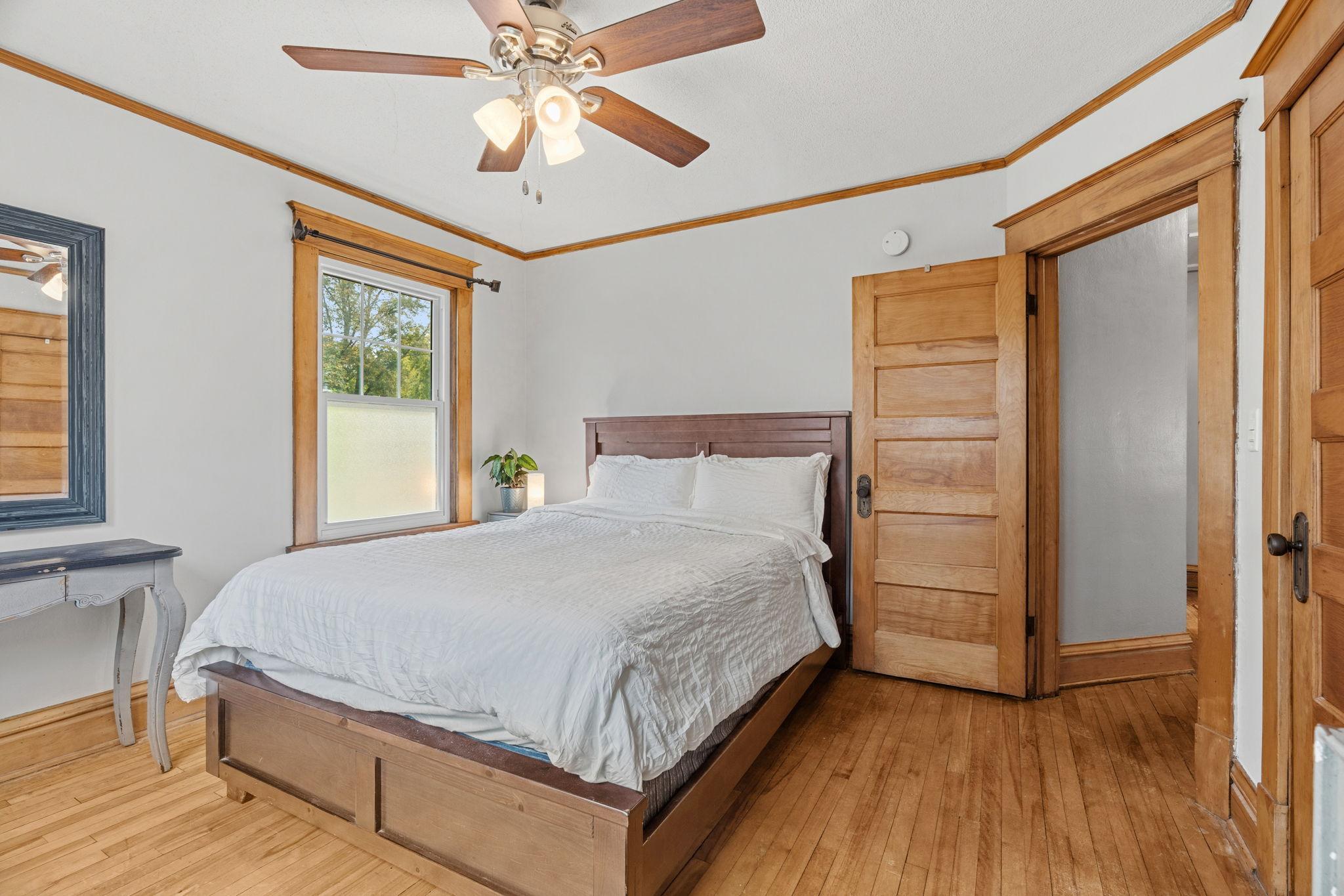 View of Residential at 958 Como Avenue, Saint Paul MN 55103, Saint Paul (28 of 45) - Mike Wilen | Minnesota Team Real Estate