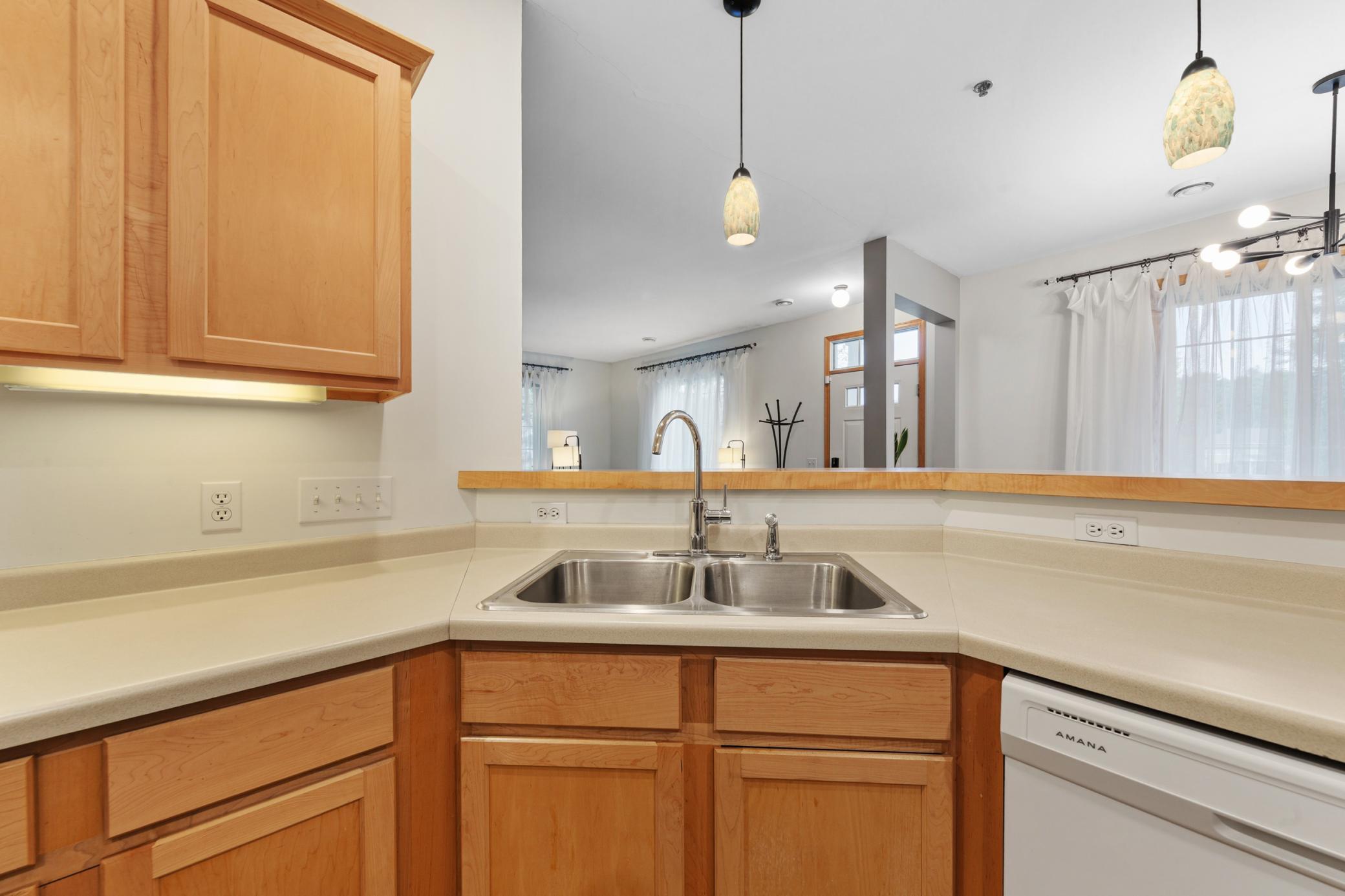 View of Residential at 738 Maple Hills Drive #J, Maplewood MN 55117, Maplewood (15 of 35) - Mike Wilen | Minnesota Team Real Estate