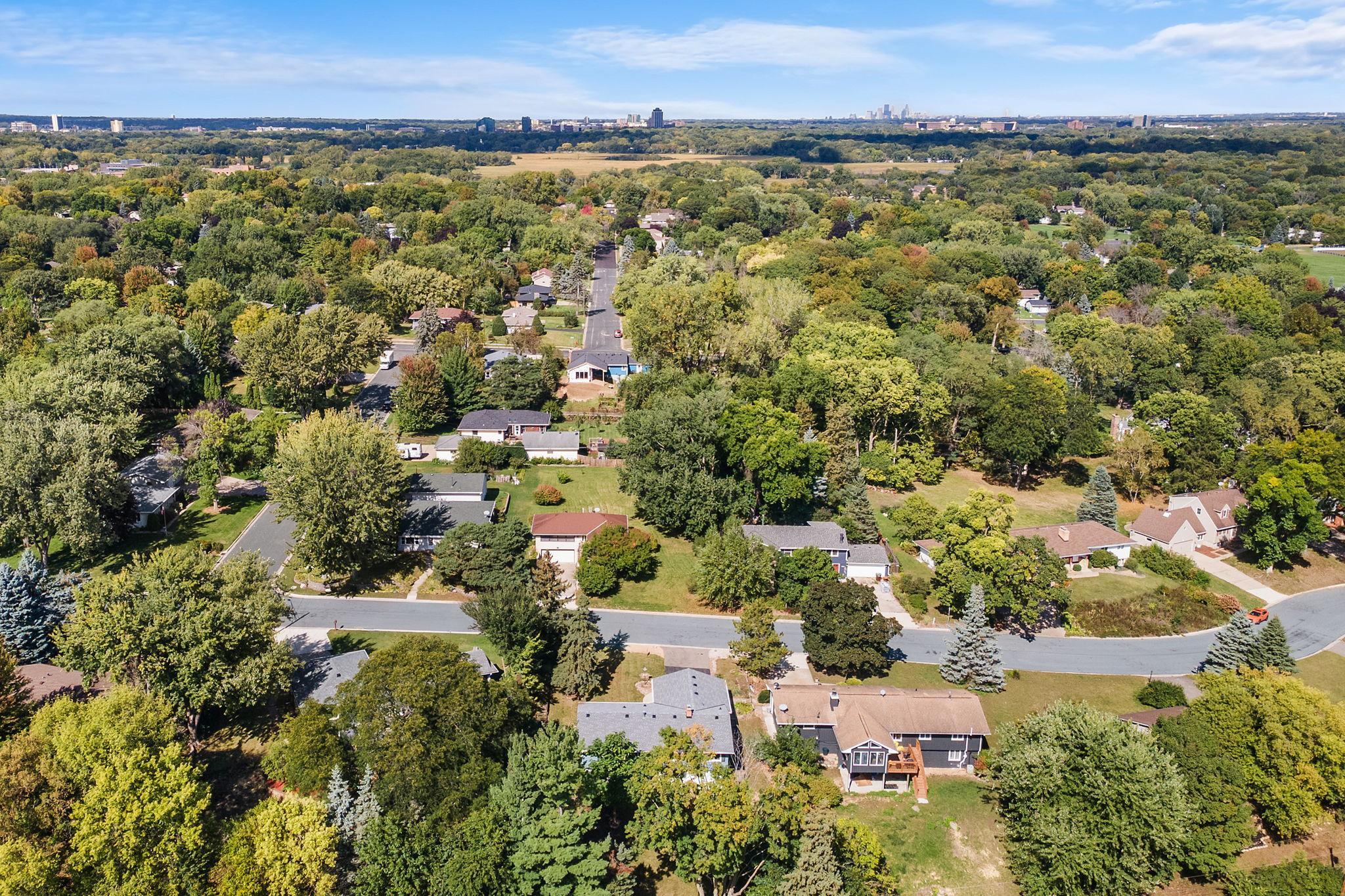 View of Residential at 3521 103rd Street, Bloomington MN 55431, Bloomington (38 of 41) - Mike Wilen | Minnesota Team Real Estate