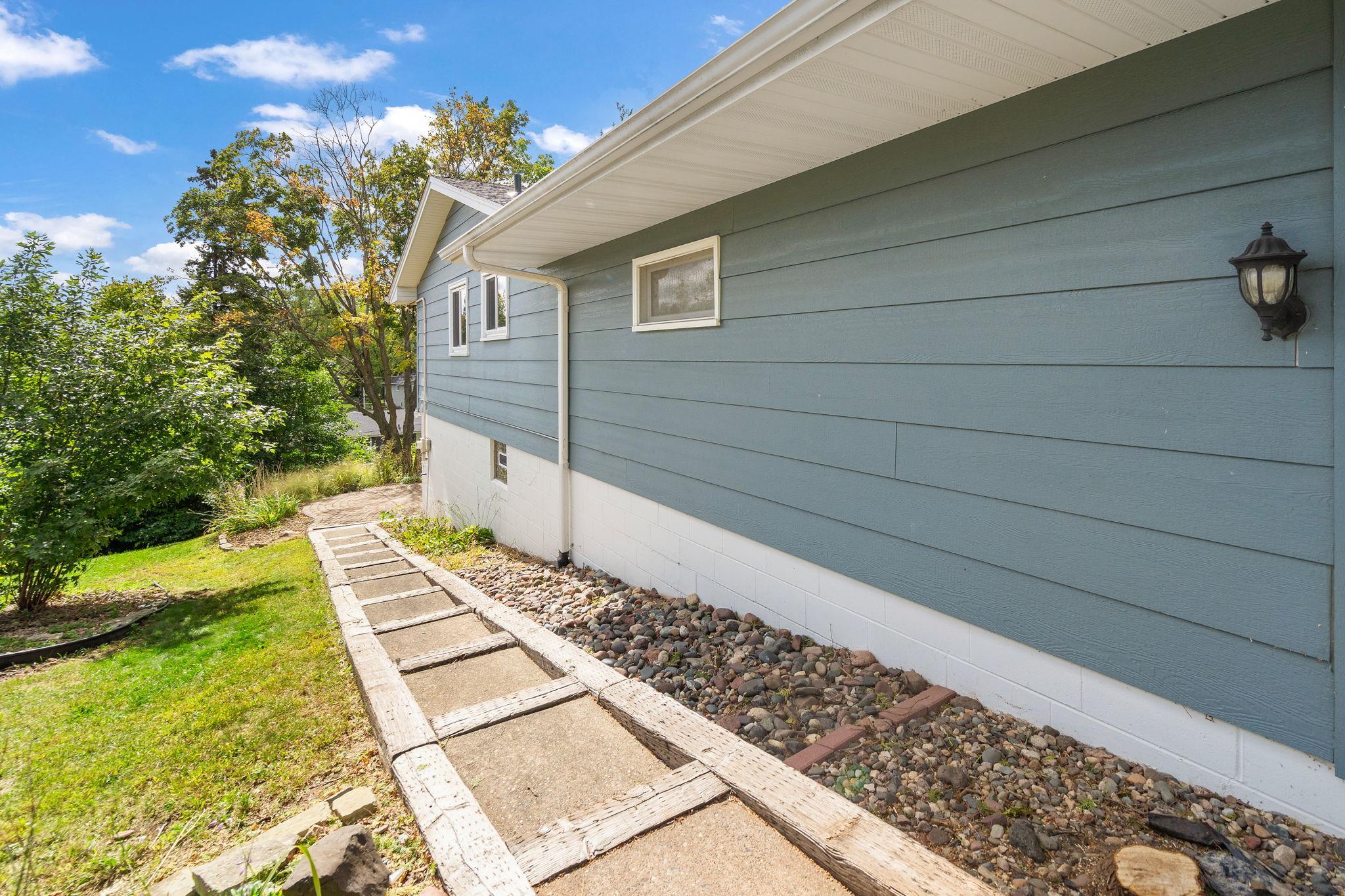 View of Residential at 3521 103rd Street, Bloomington MN 55431, Bloomington (28 of 41) - Mike Wilen | Minnesota Team Real Estate