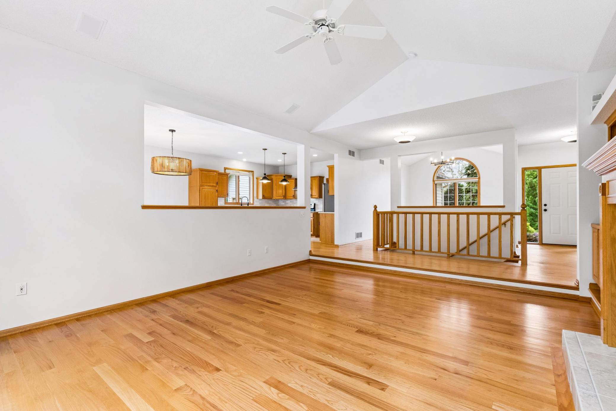 View of Residential at 20299 Jupiter Way, Lakeville MN 55044, Lakeville (11 of 62) - Mike Wilen | Minnesota Team Real Estate