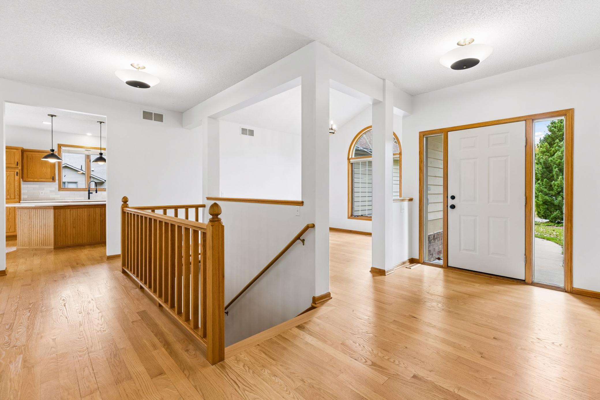 View of Residential at 20299 Jupiter Way, Lakeville MN 55044, Lakeville (4 of 62) - Mike Wilen | Minnesota Team Real Estate