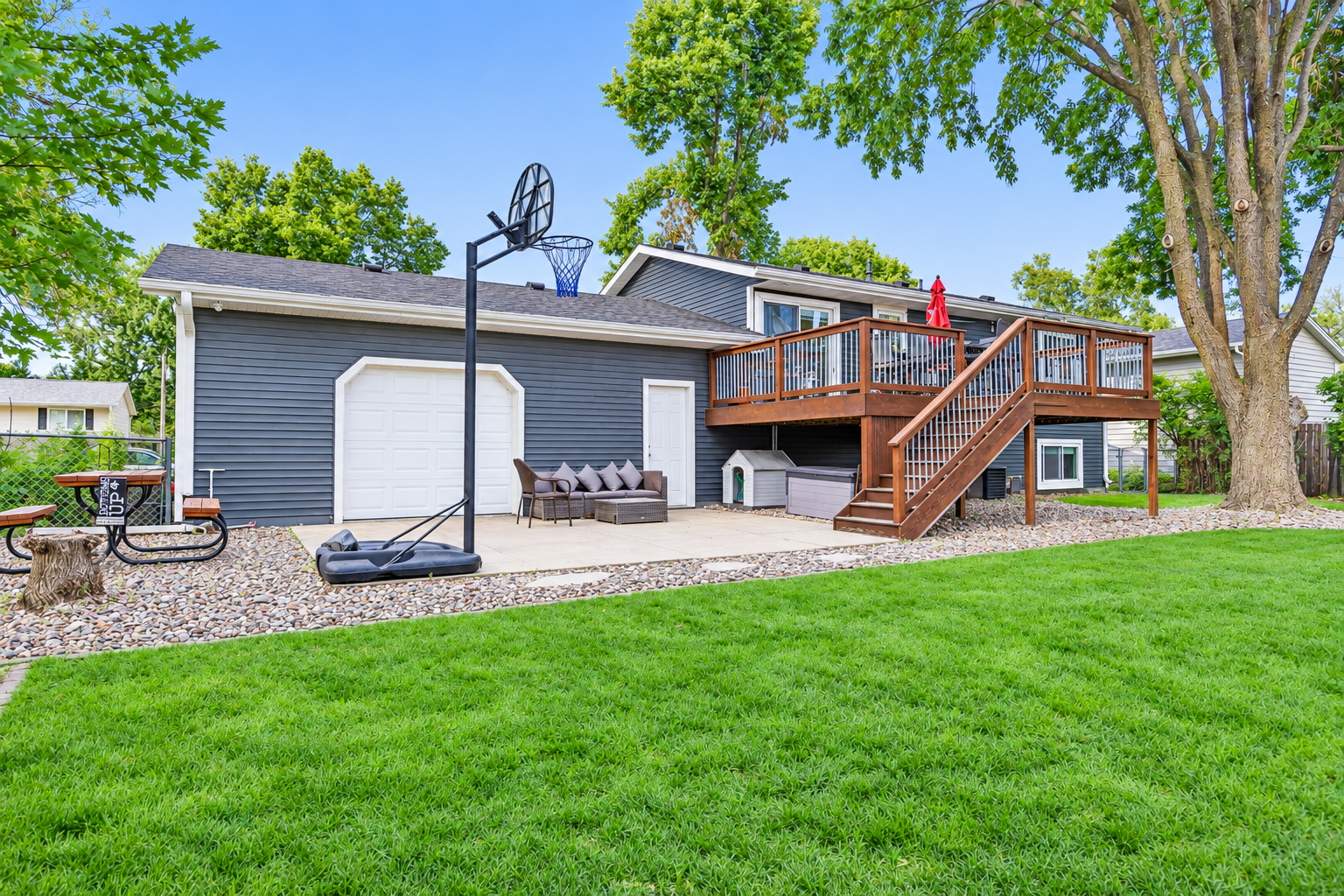 View of Residential at 10225 99th Avenue, Maple Grove MN 55369, Maple Grove (6 of 17) - Mike Wilen | Minnesota Team Real Estate