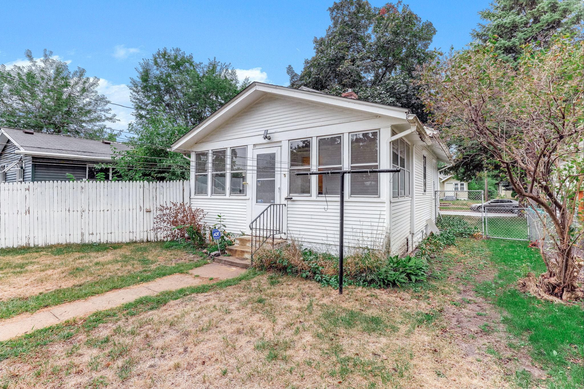 View of Residential at 4718 Dupont Avenue, Minneapolis MN 55430, Minneapolis (14 of 20) - Mike Wilen | Minnesota Team Real Estate