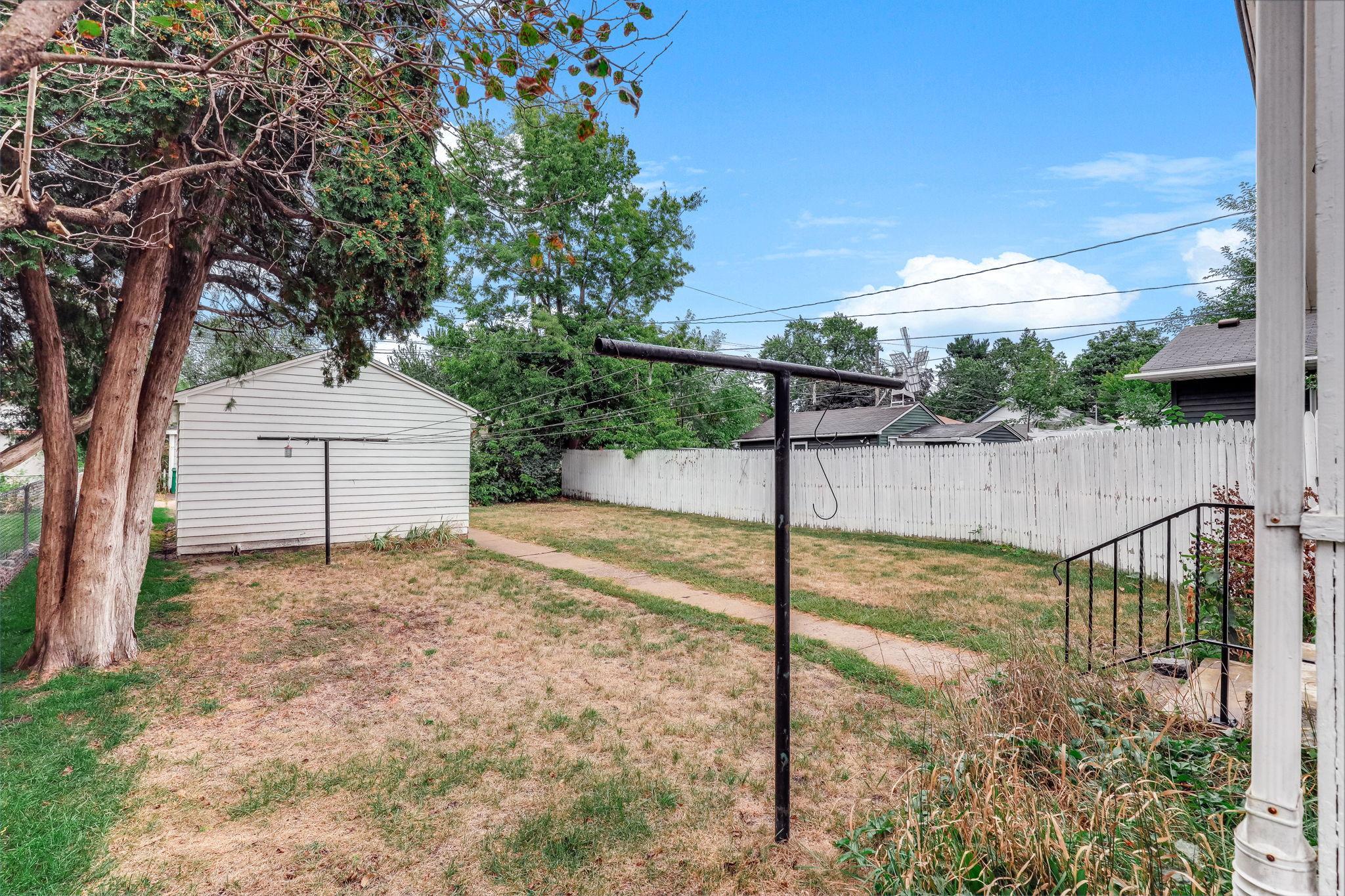 View of Residential at 4718 Dupont Avenue, Minneapolis MN 55430, Minneapolis (13 of 20) - Mike Wilen | Minnesota Team Real Estate