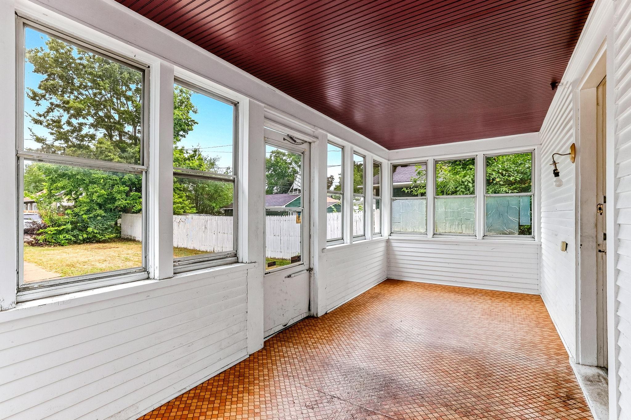 View of Residential at 4718 Dupont Avenue, Minneapolis MN 55430, Minneapolis (11 of 20) - Mike Wilen | Minnesota Team Real Estate