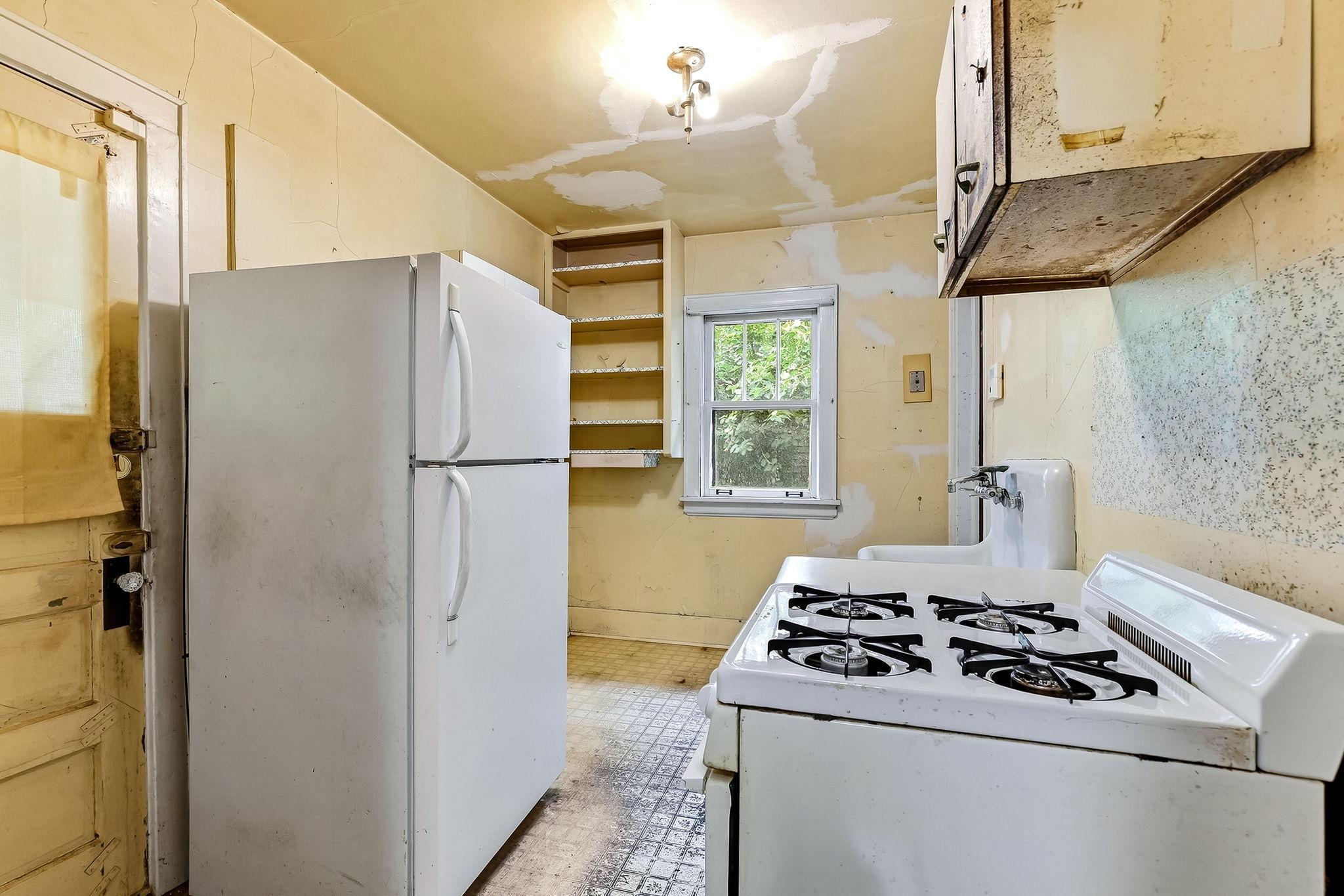 View of Residential at 4718 Dupont Avenue, Minneapolis MN 55430, Minneapolis (9 of 20) - Mike Wilen | Minnesota Team Real Estate
