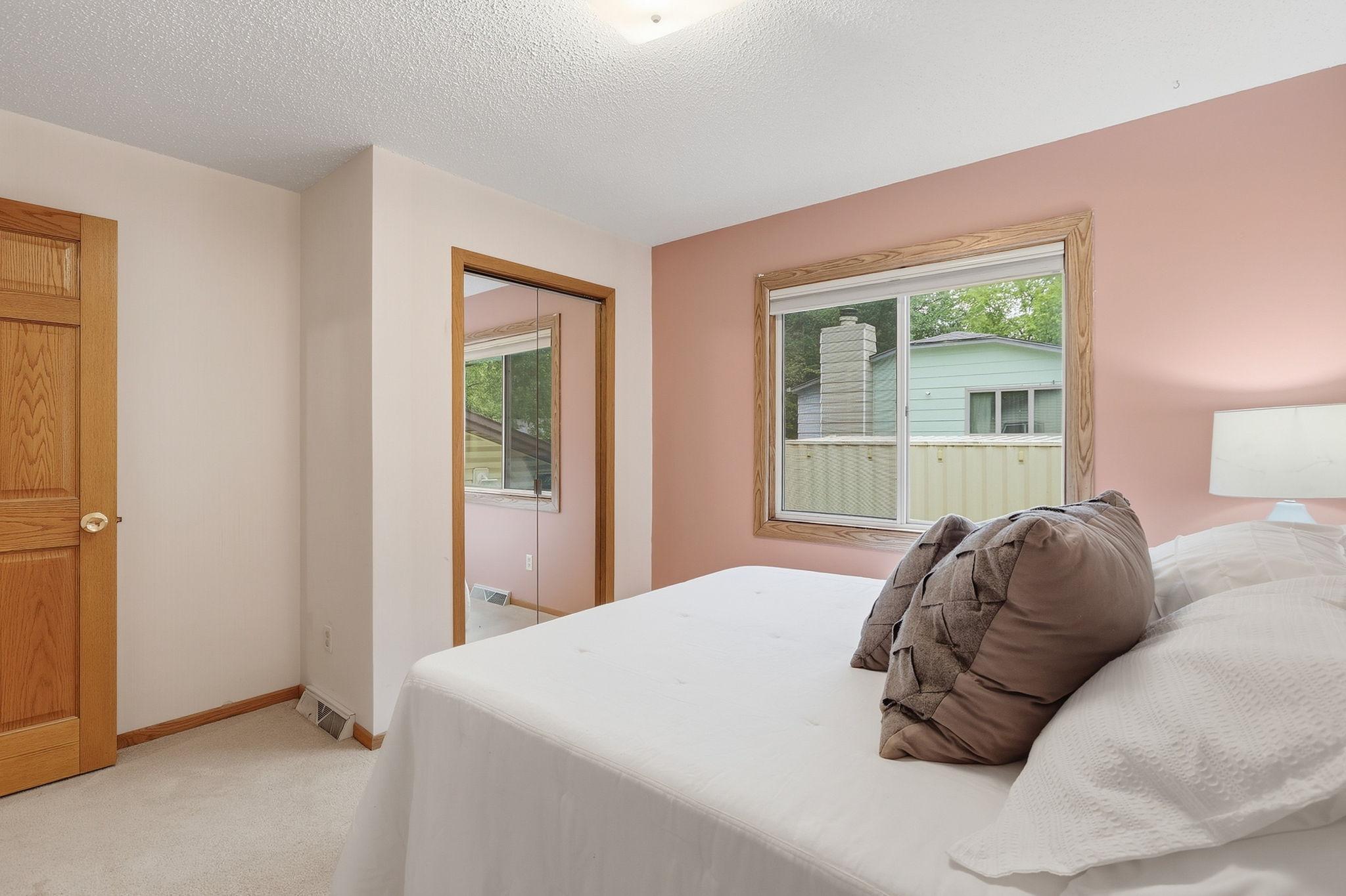 View of Residential at 9974 Hemlock Way, Maple Grove MN 55369, Maple Grove (21 of 51) - Mike Wilen | Minnesota Team Real Estate