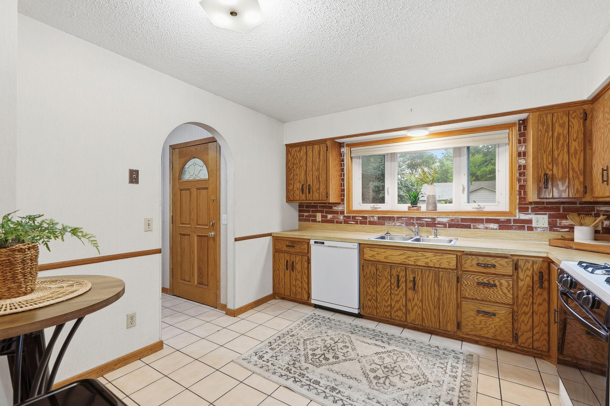 View of Residential at 9974 Hemlock Way, Maple Grove MN 55369, Maple Grove (5 of 51) - Mike Wilen | Minnesota Team Real Estate