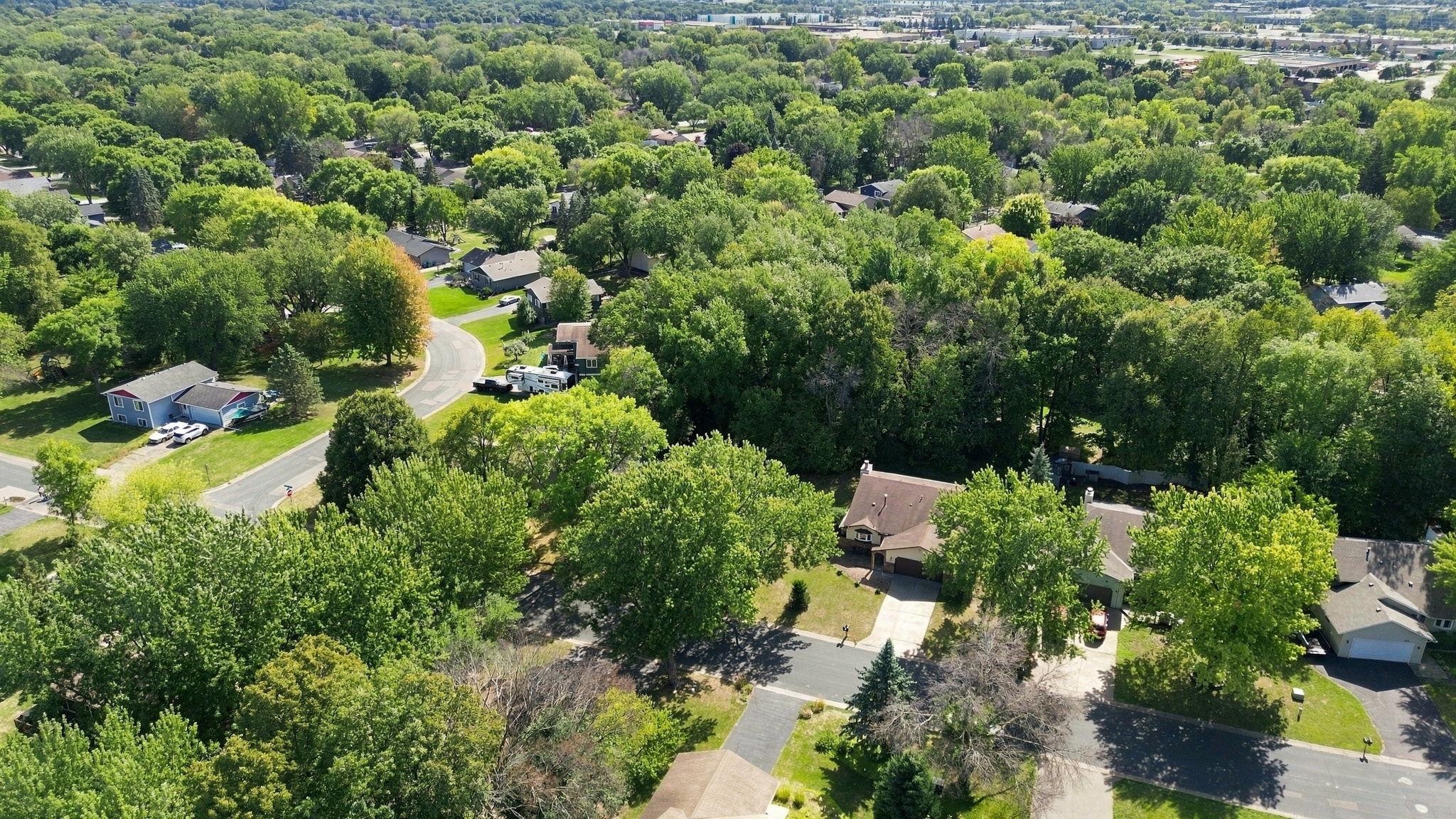View of Residential at 9974 Hemlock Way, Maple Grove MN 55369, Maple Grove (44 of 51) - Mike Wilen | Minnesota Team Real Estate