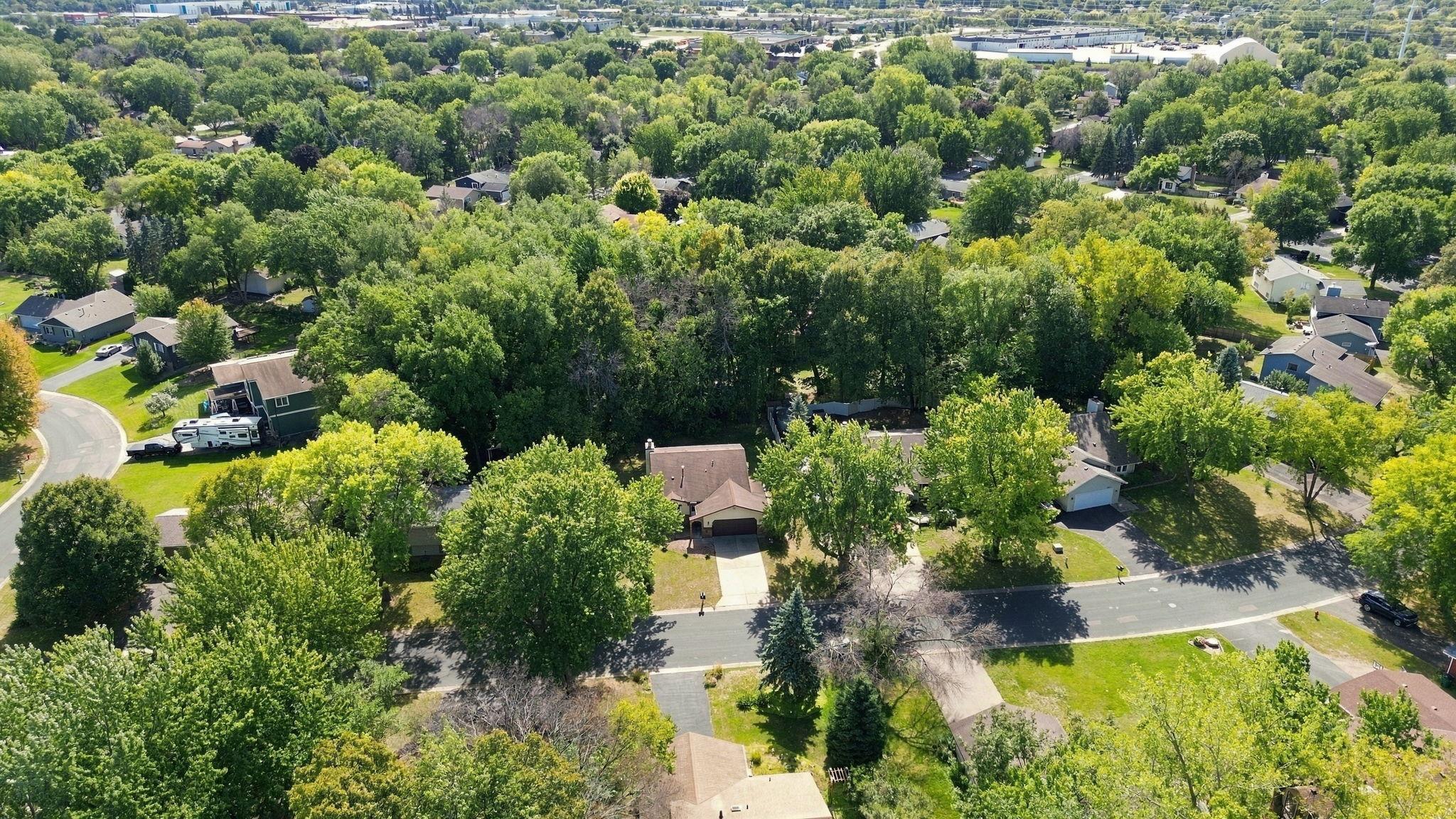 View of Residential at 9974 Hemlock Way, Maple Grove MN 55369, Maple Grove (43 of 51) - Mike Wilen | Minnesota Team Real Estate
