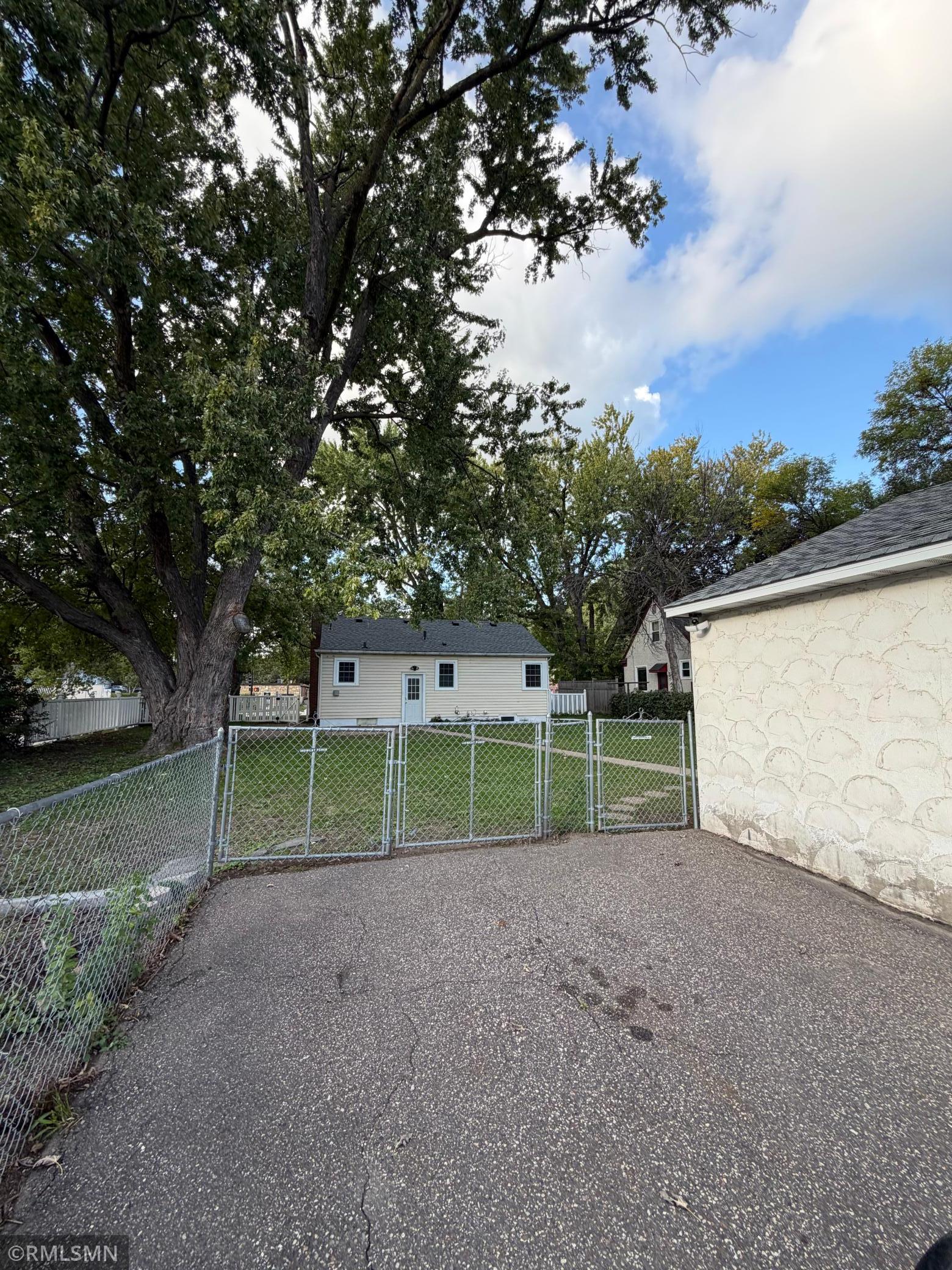 View of Residential at 1600 37th Avenue, Minneapolis MN 55421, Minneapolis (21 of 22) - Mike Wilen | Minnesota Team Real Estate