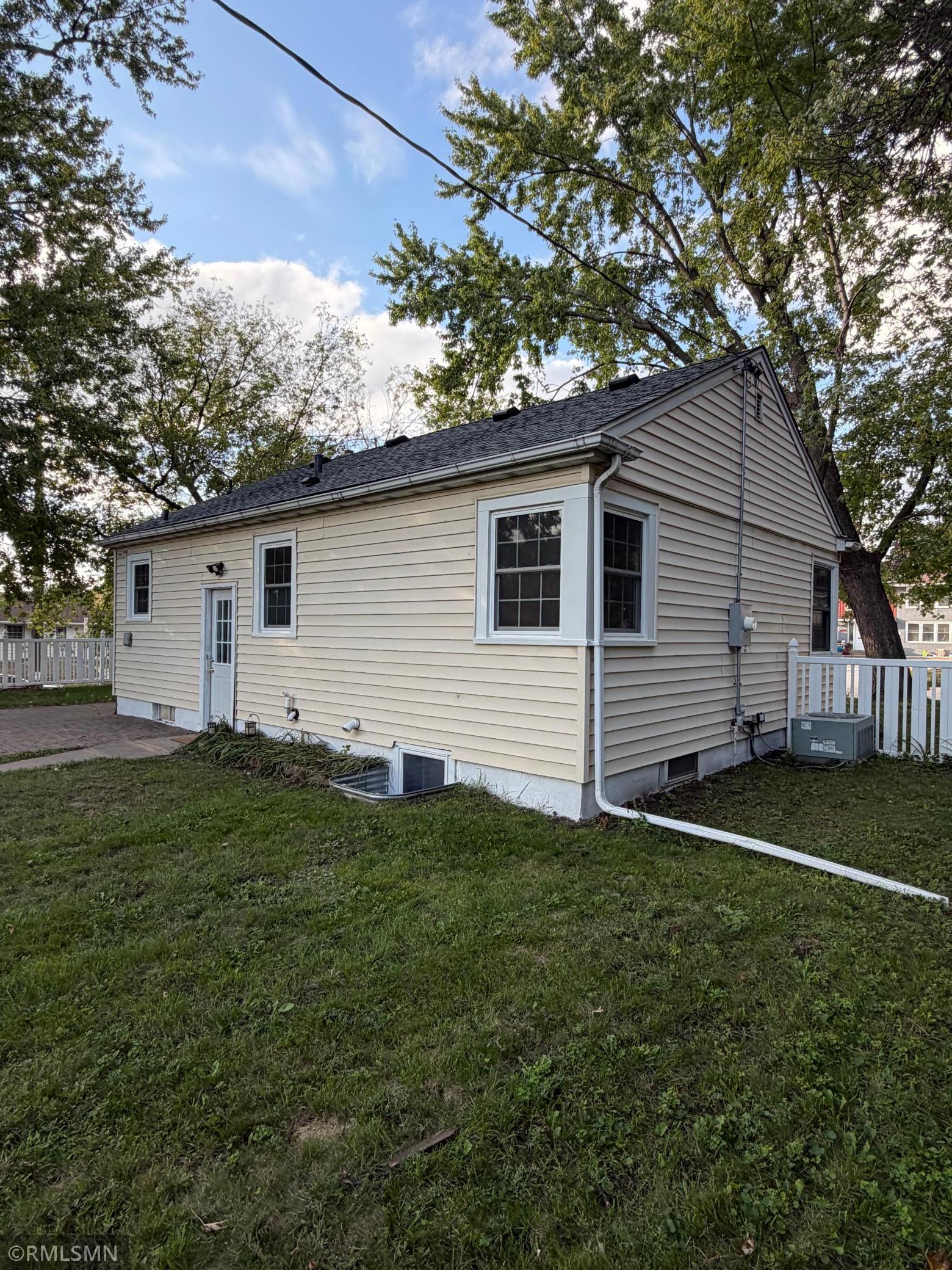 View of Residential at 1600 37th Avenue, Minneapolis MN 55421, Minneapolis (19 of 22) - Mike Wilen | Minnesota Team Real Estate